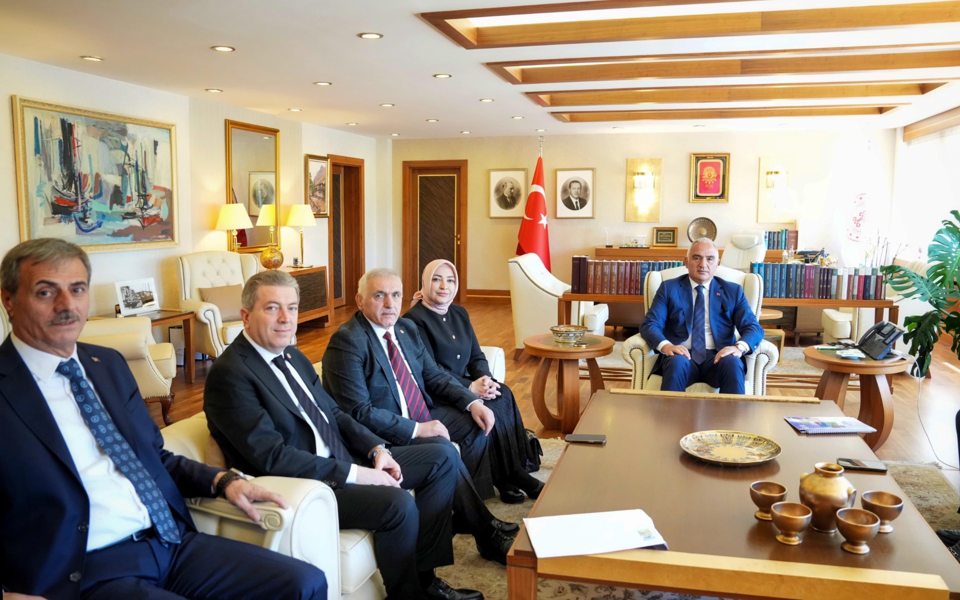 Başkan Alemdar, Ankara'da Iki Bakana Projeleri Anlattı “En Iyisi Için Çalışacağız” 2
