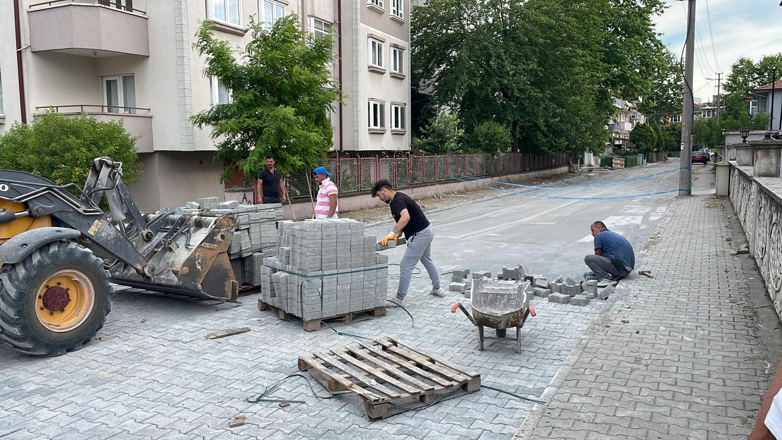 Erenler’de Altyapi Çalişmalari Başladi (9)