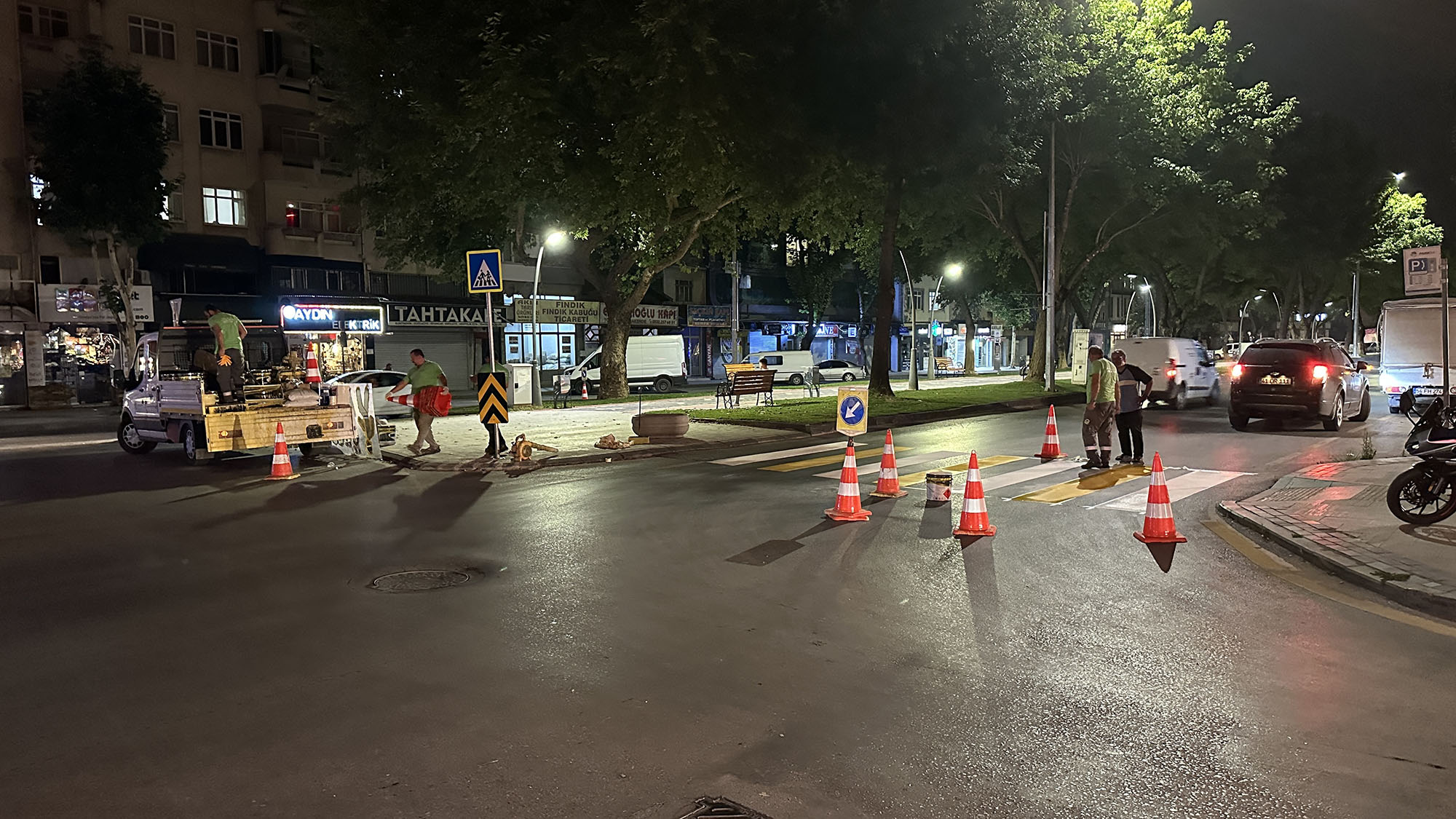 Büyükşehir’den Iki Bulvarda Gece Mesaisi 5