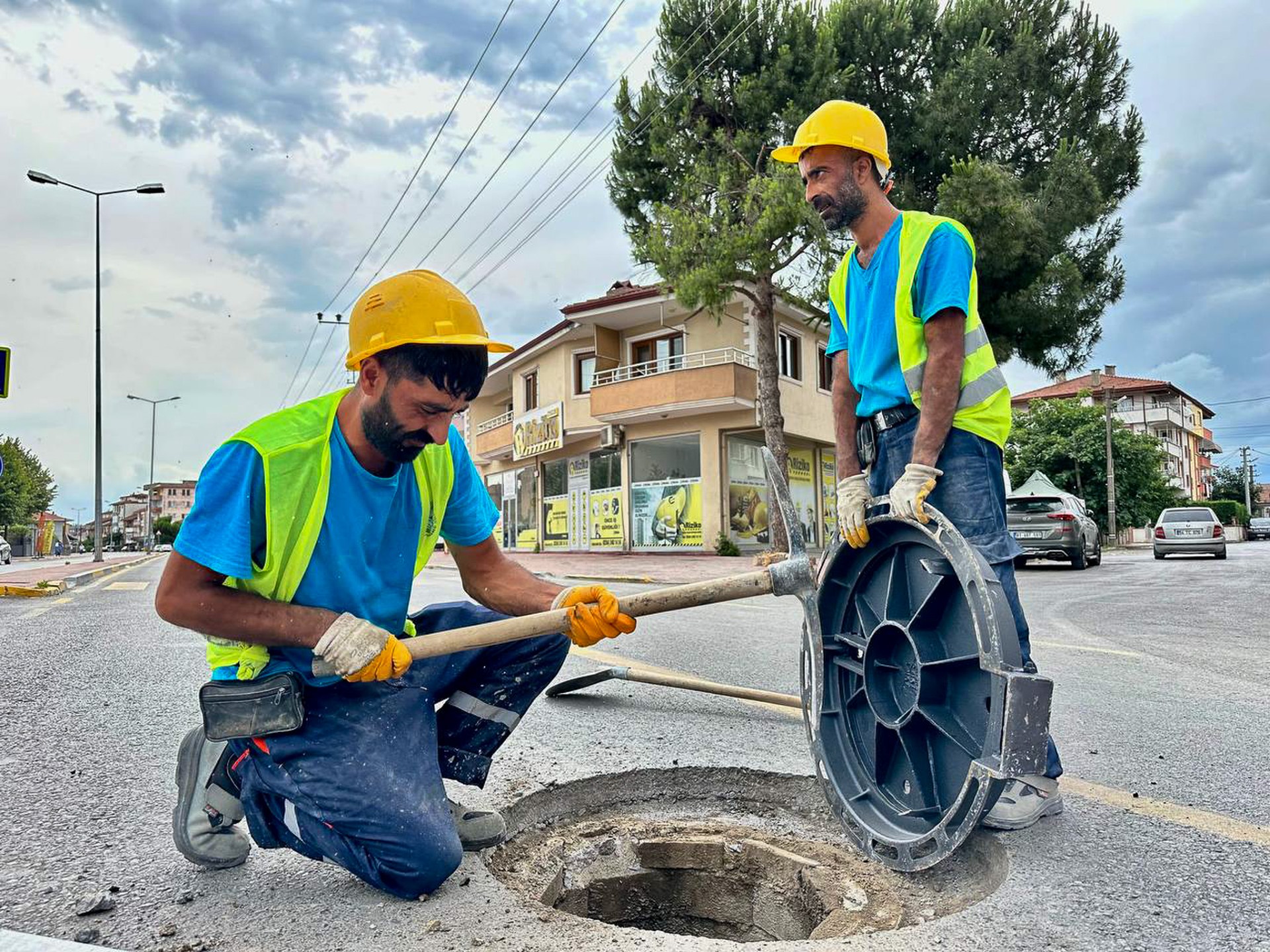 Saski̇ Şehir Genelinde 10 Bin Kapağa Müdahale Edecek 2