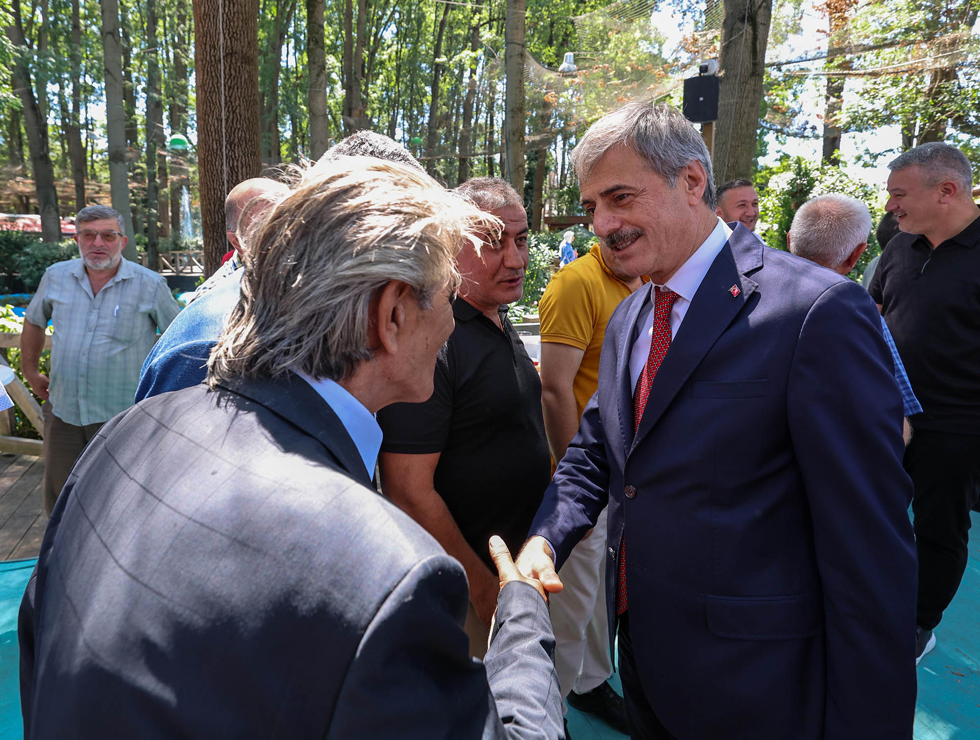 “Ak Parti Ülkesi Ve Milleti Için Canını Hiçe Sayanların Kurduğu Bir Partidir”