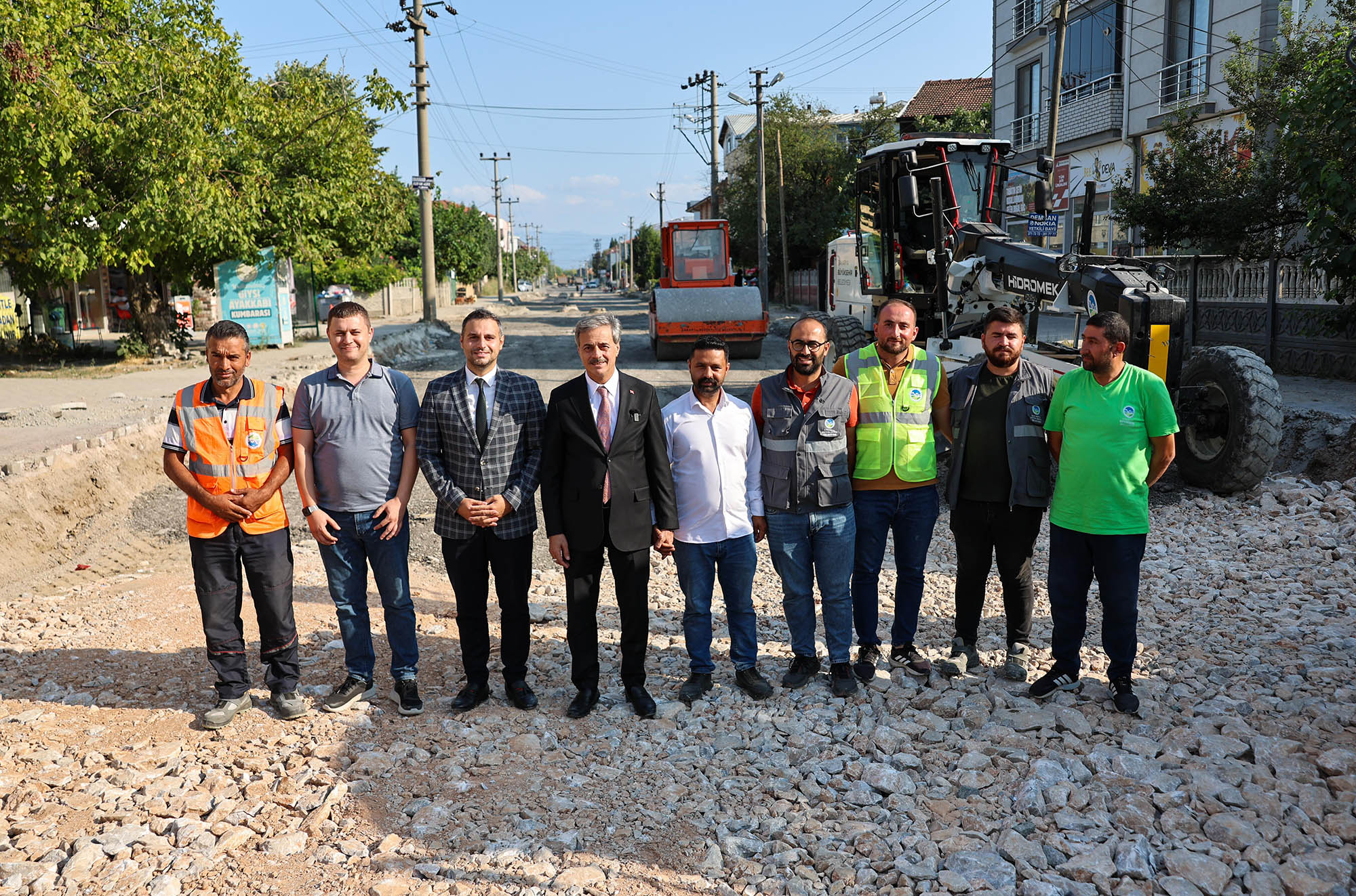 Başkan Alemdar Küpçüler’de Çalışmaları Inceledi “Erenler’imize Yakışır Bir Dönüşüm Olacak” 4