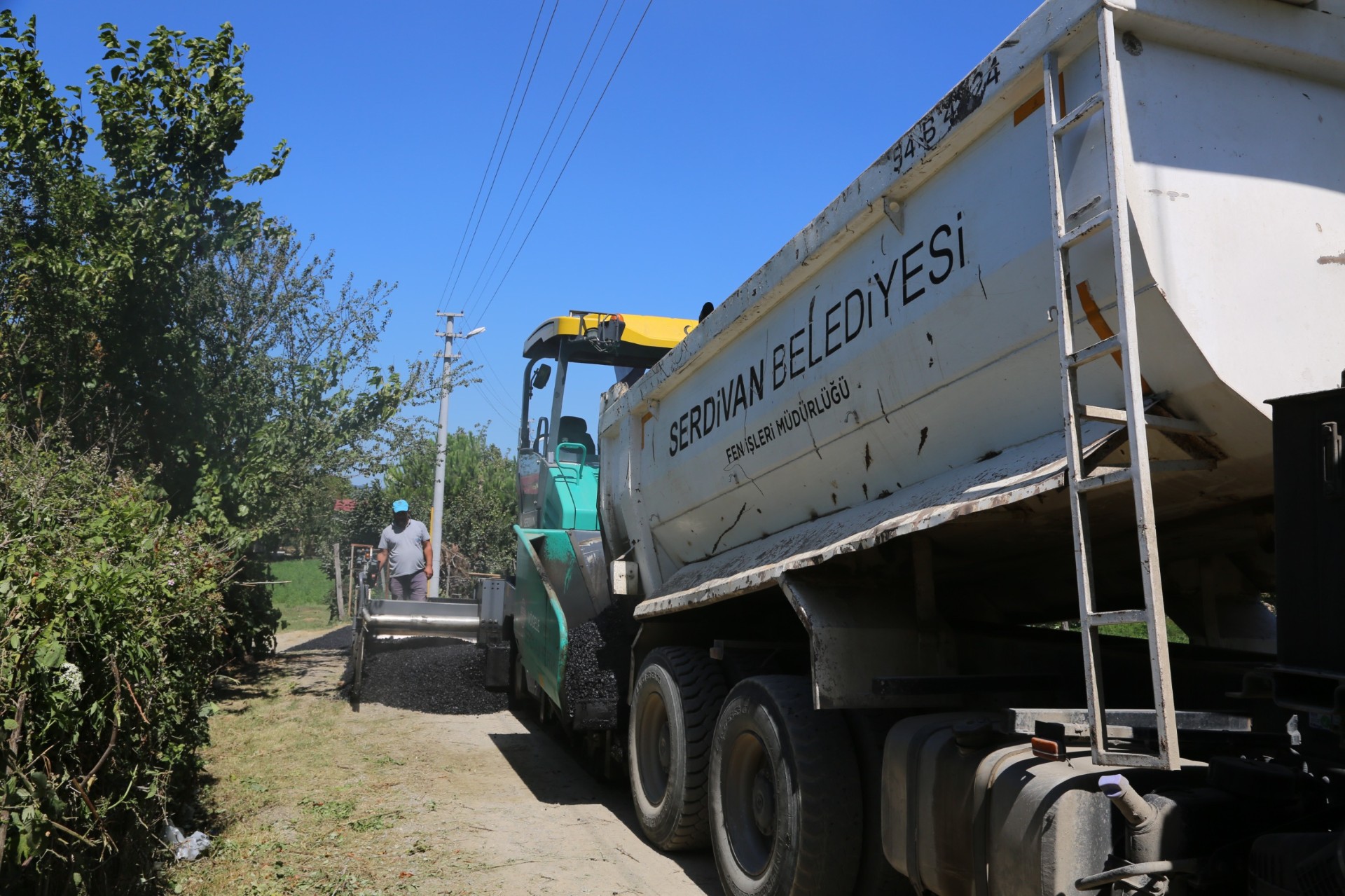 Serdivan'da Asfalt Sezonu Devam Ediyor 4