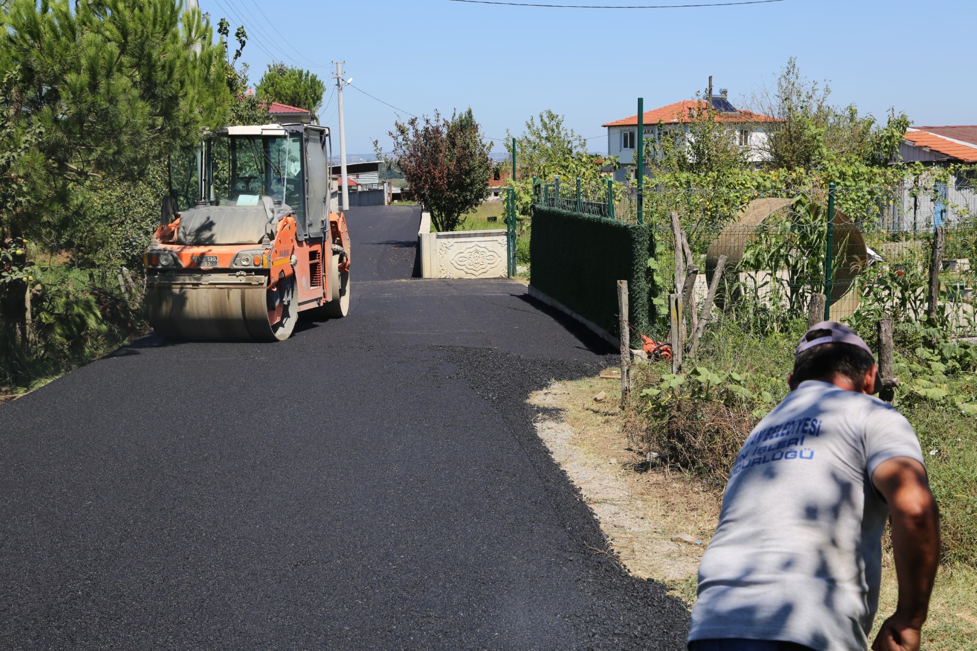 Serdivan'da Asfalt Sezonu Devam Ediyor