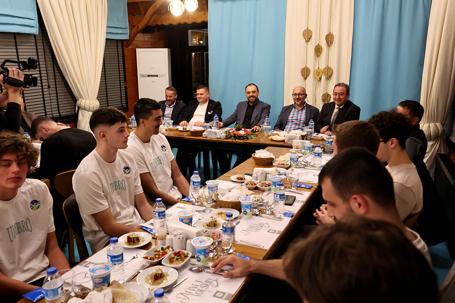 Büyükşehir Basketbol Yeni Sezon Öncesi Kenetlendi3