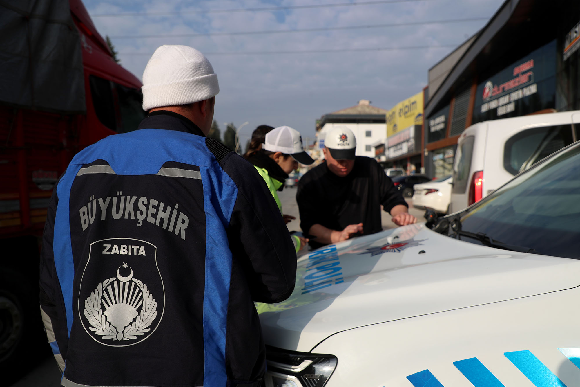 Büyükşehir ‘Ağır Tonaj’ Araçlara Yönelik Denetimlerini Sıklaştırdı 2