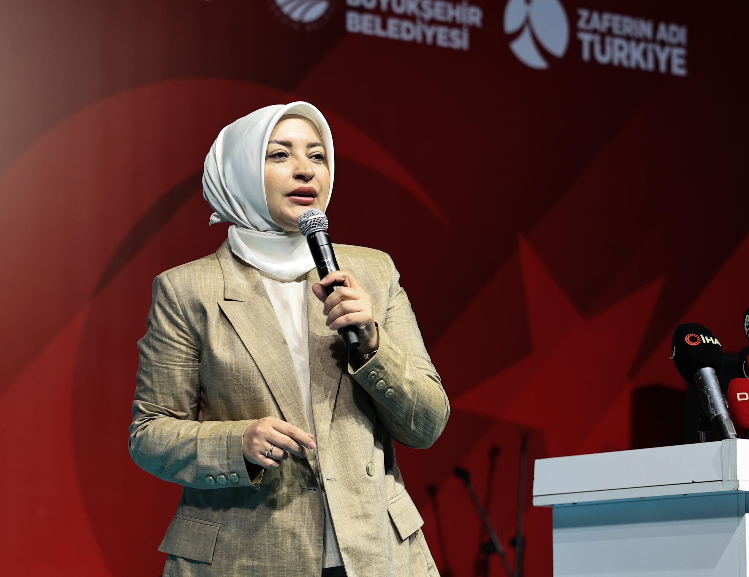 Çiğdem Erdoğan-4