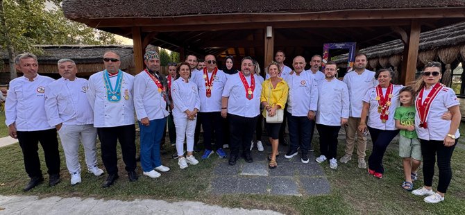 Anadolu Profesyonel Sefler Birligi Anprosef Baskani Excuvite Chef Huseyin Sipal Dedeman Village Sapanca Kadim Anadolu Mutfagi