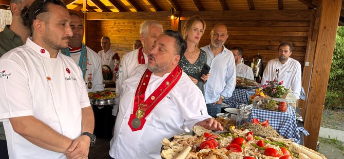 Anadolu Profesyonel Sefler Birligi Anprosef Baskani Excuvite Chef Huseyin Sipal Dedeman Village Sapanca Kadim Anadolu Mutfagiergun Demiraybanu Dedemanmesut Gence 008