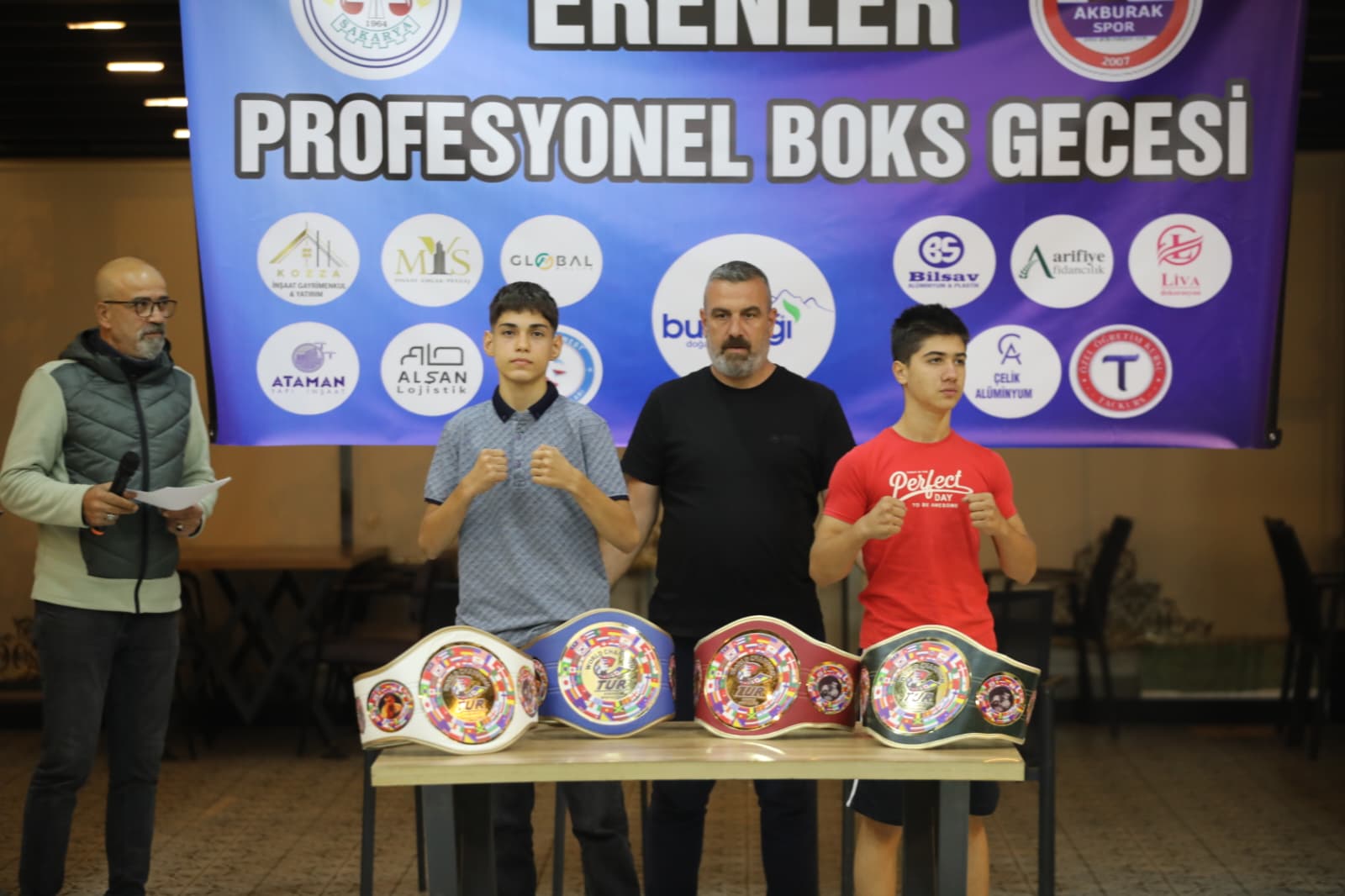 Erenler’de Bu Akşam Boks Heyecani Yaşanacak (4)
