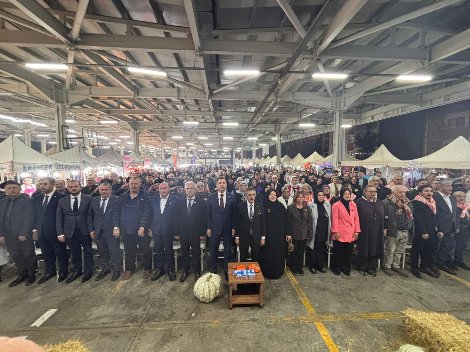 Erenler Beledi̇yesi̇ 1. Kabak Festi̇vali̇ Coşkuyla Başladi (26)