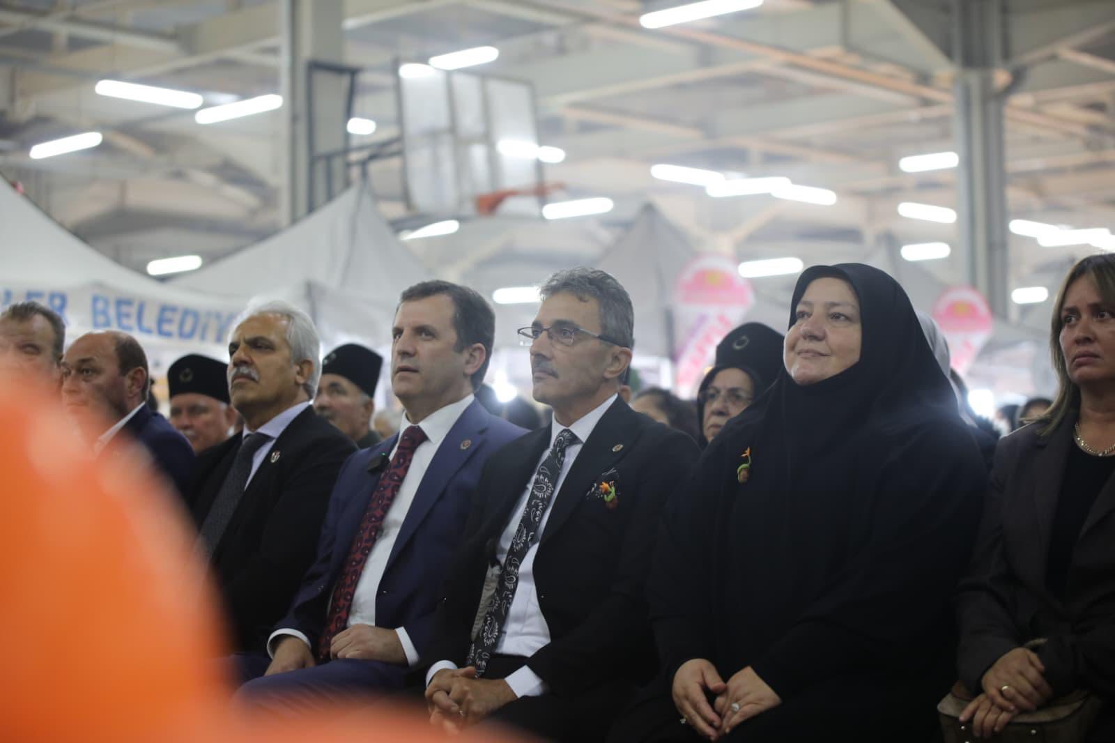 Erenler Beledi̇yesi̇ 1. Kabak Festi̇vali̇ Coşkuyla Başladi (30)
