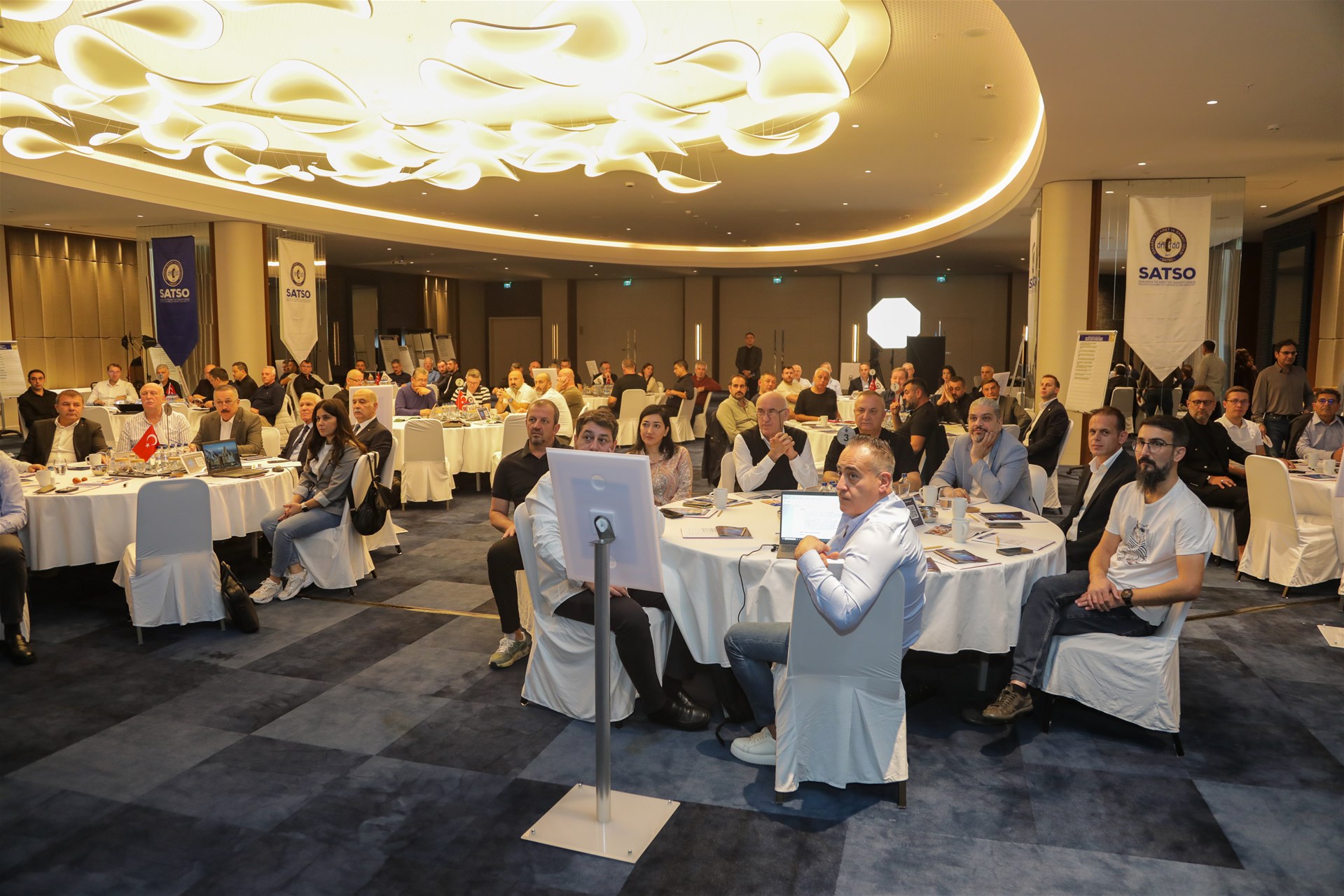 062E503Fcf714772943568C86904E3F693D64Ed5F94D496E9B8A1650F33B70F9