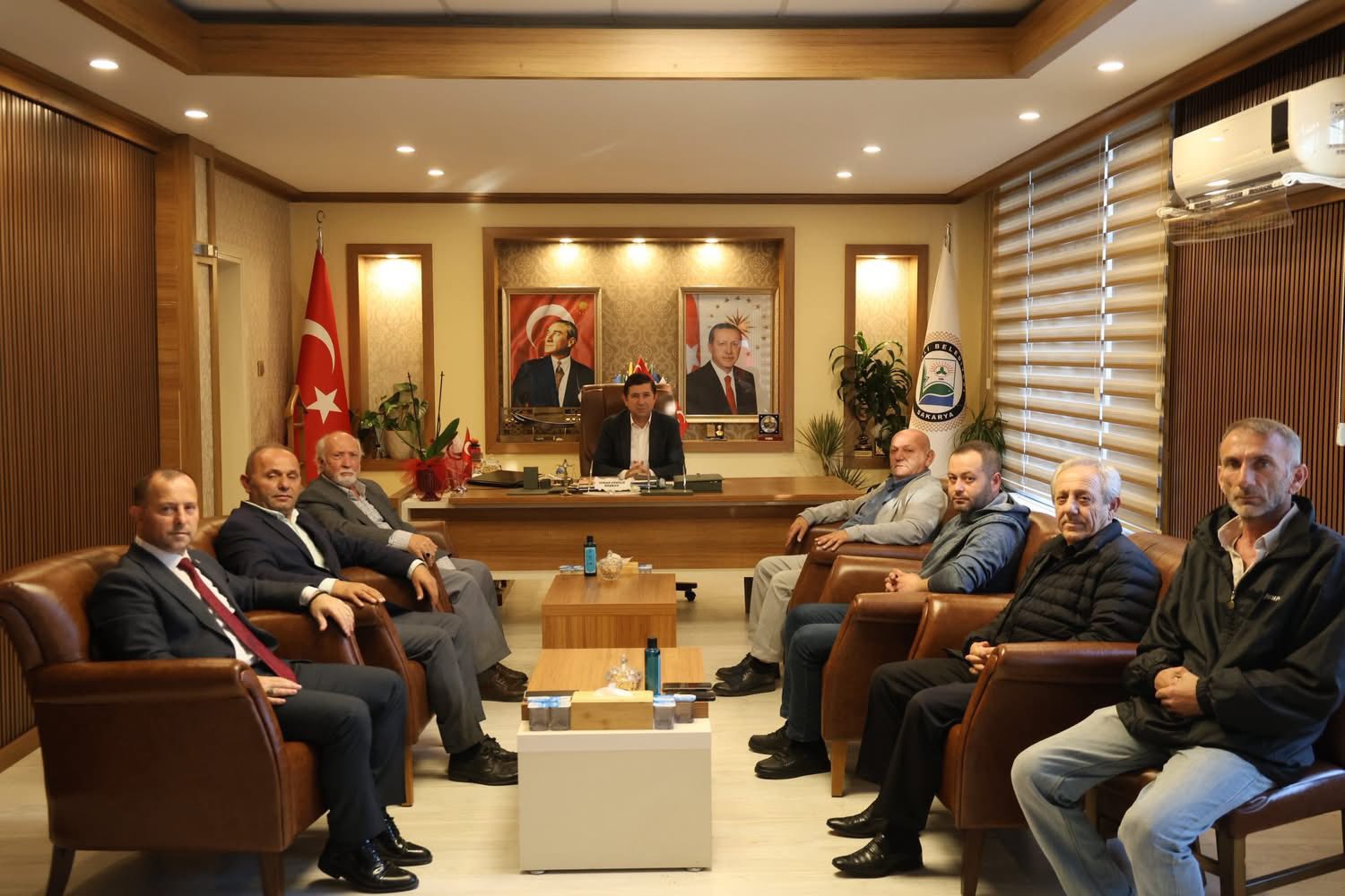 591814825 1414228807379999 3215881707262525462 N