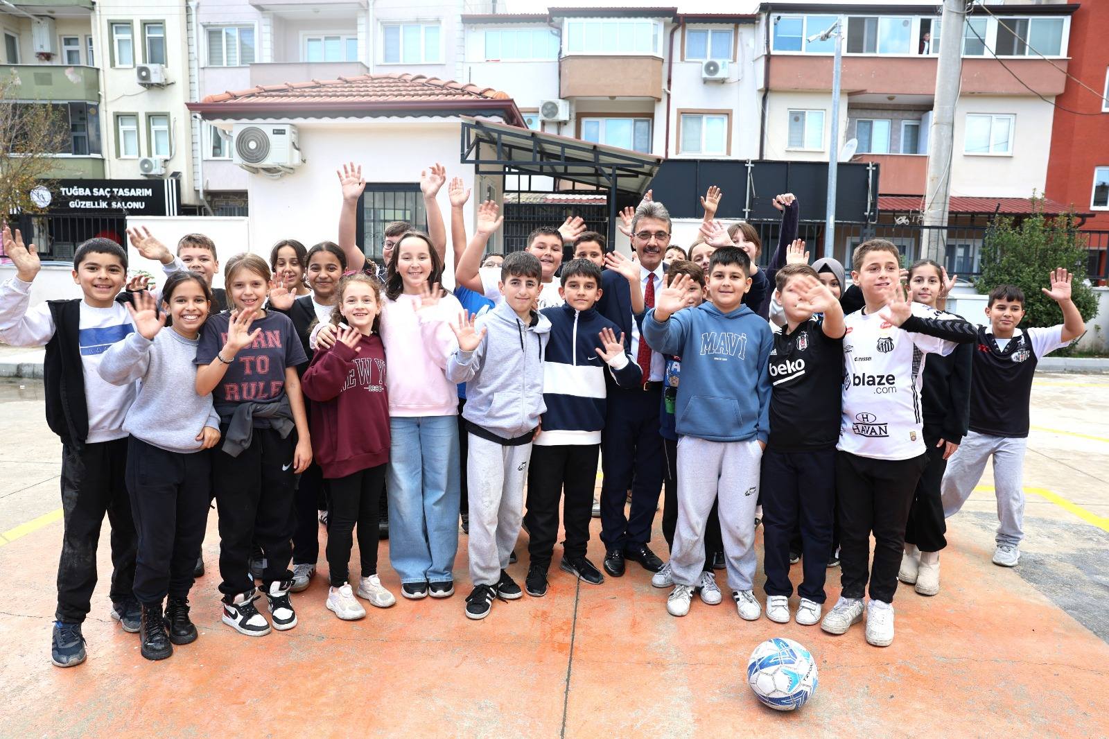 Başkan Şenol Di̇nç Öğretmenler Gününü Kutladi (4)