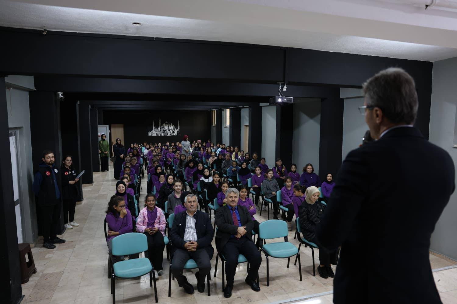 Erenler’de Afet Farkindalik Eği̇ti̇mleri̇ Devam Edi̇yor (5)