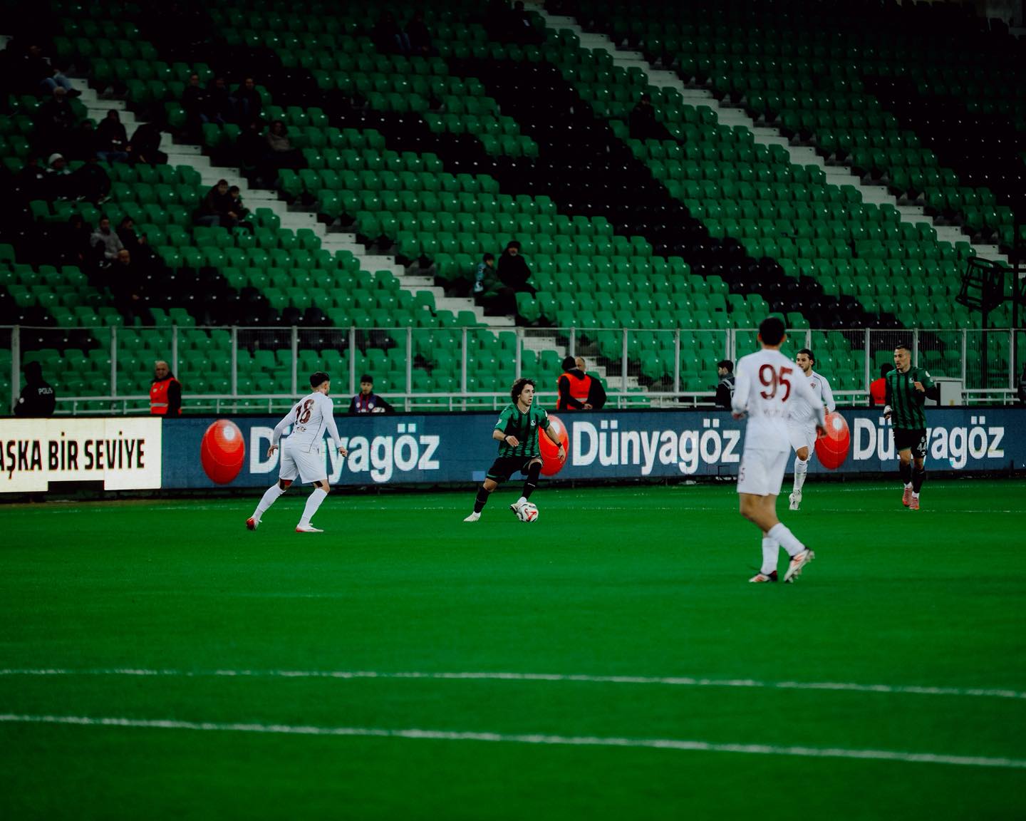 599929399 1267078705449535 7101596047685093307 N