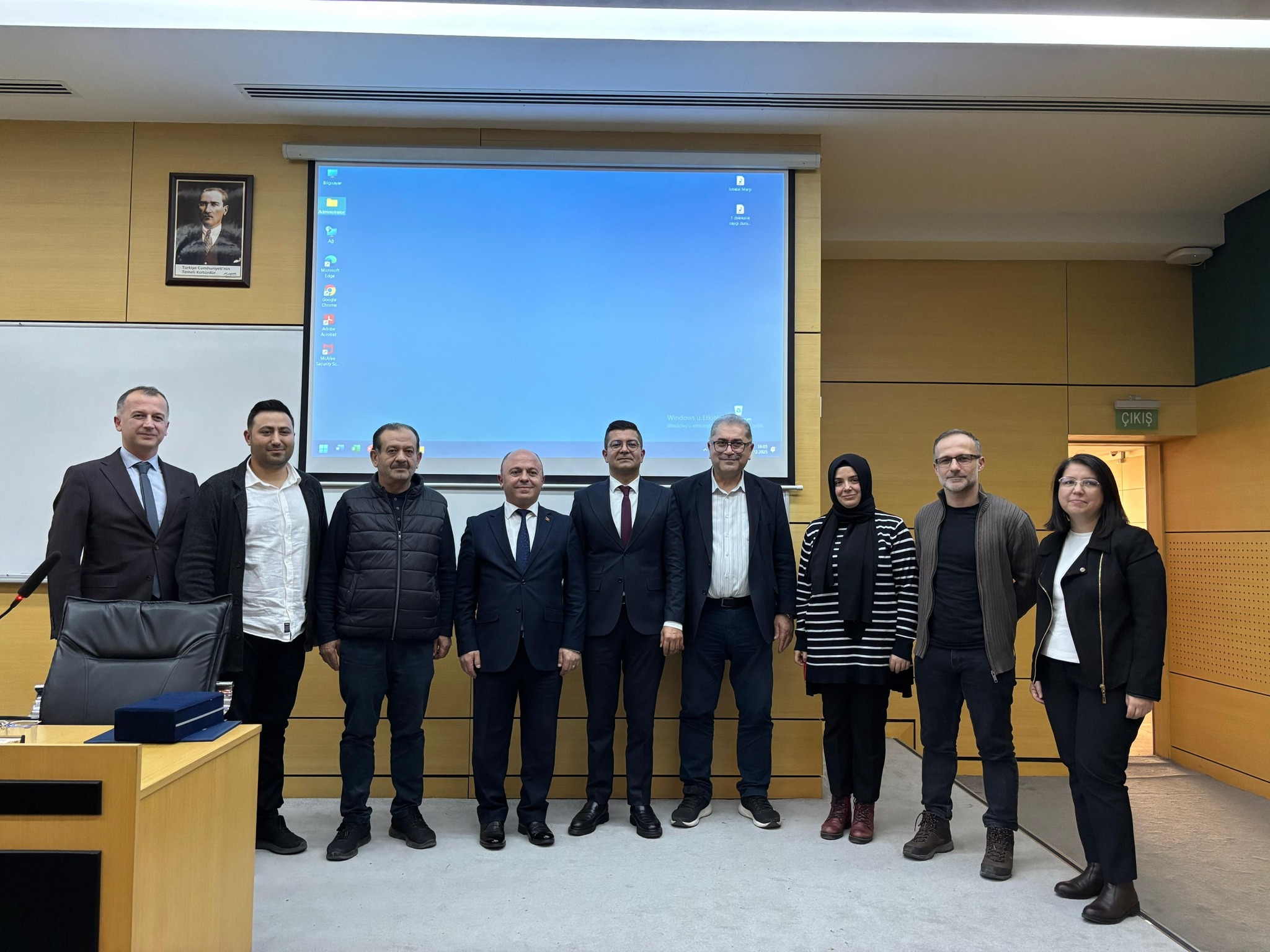 600073285 10215005380204412 2095579382453458937 N