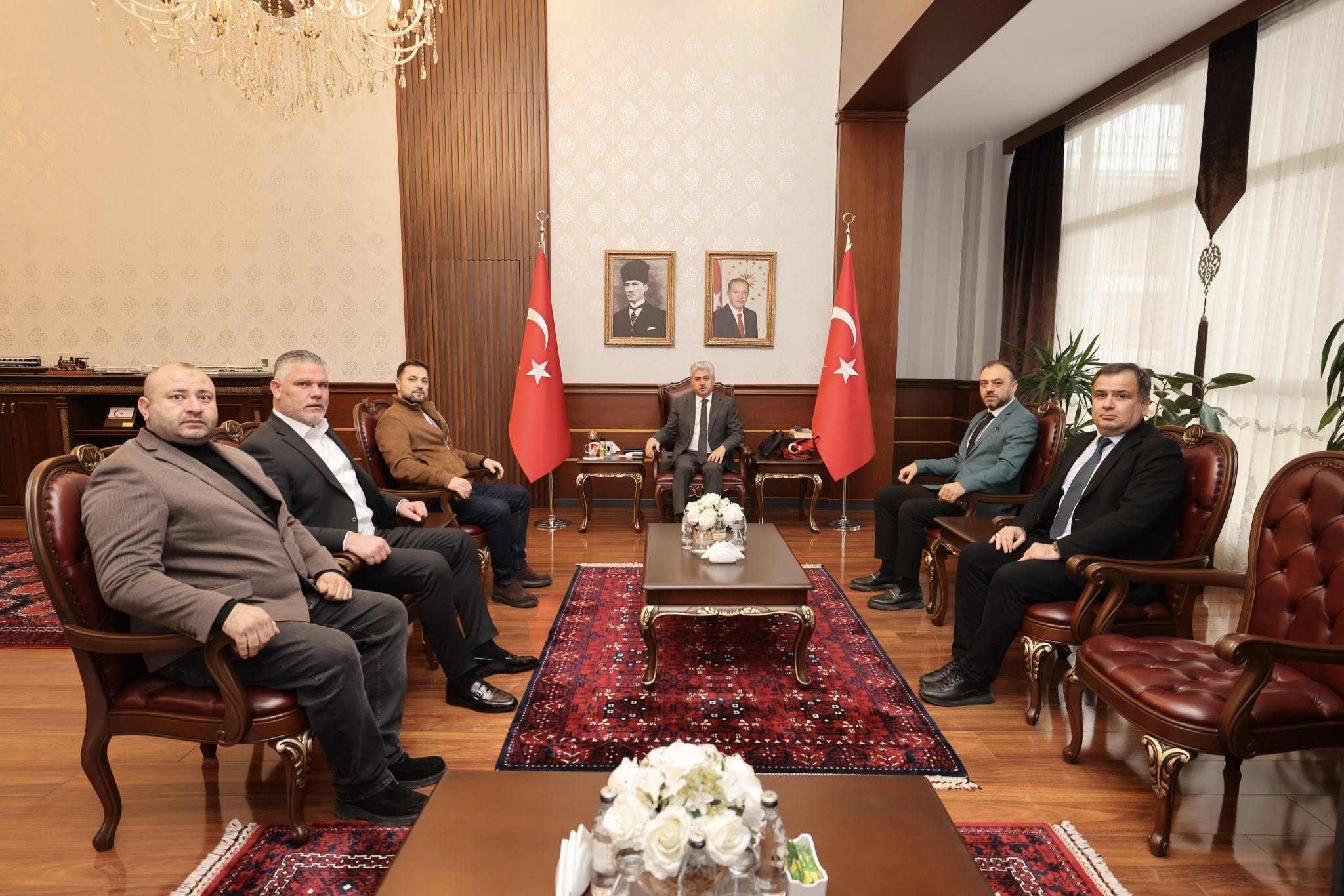 607186266 1185033193777334 7038458289497536243 N