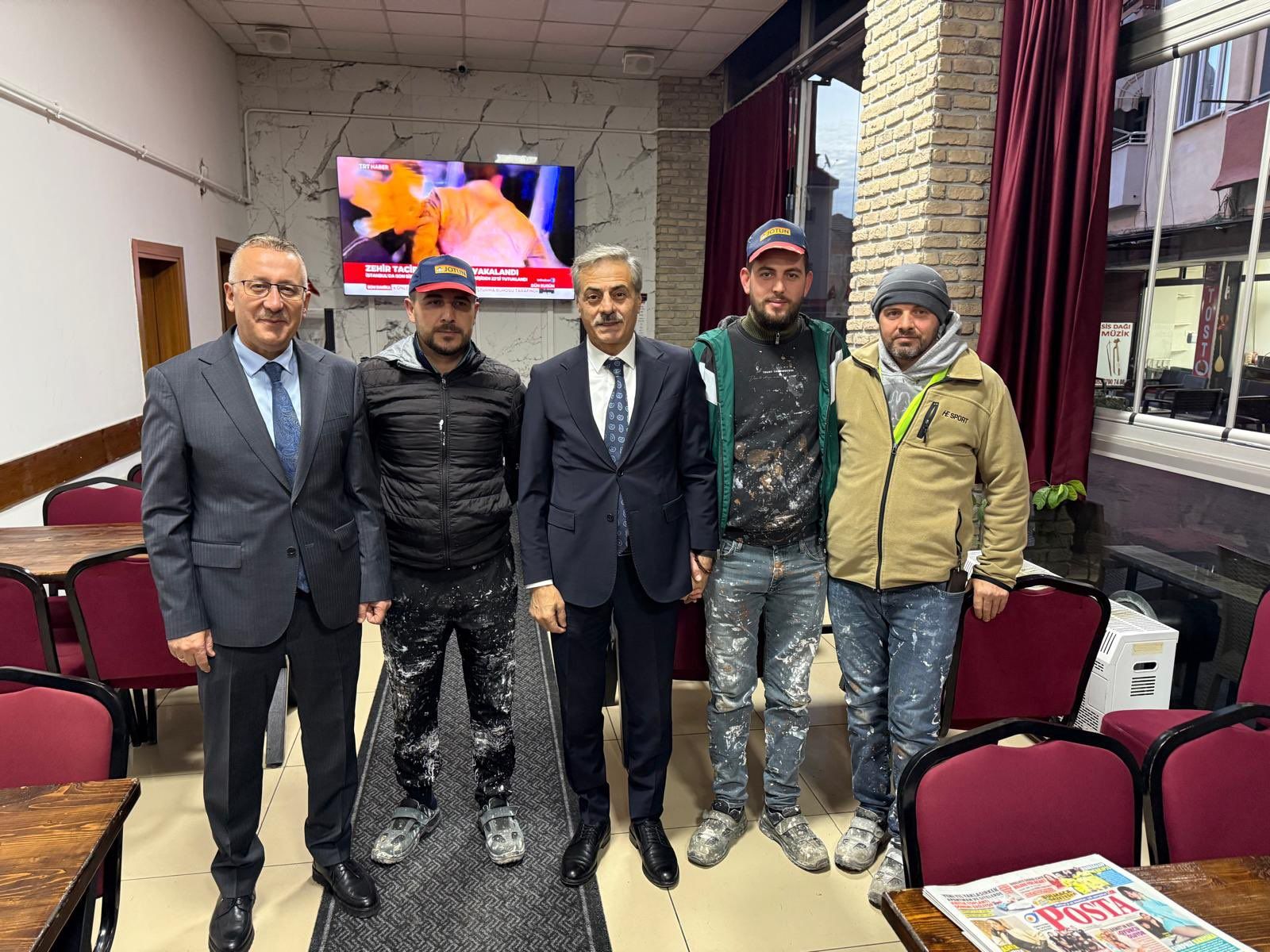 Alemdar Ve Isiksu Aziziyede Vatandaslarla Bulustu 3