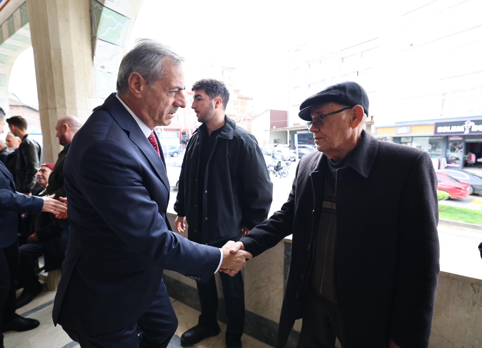 G7Z T Of2 X U A E Wl4B