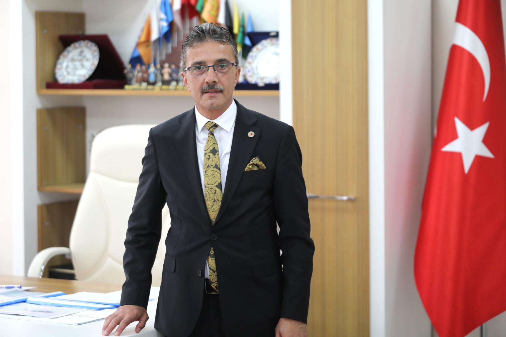 Thumbnail Erenler Belediye Başkanı Şenol Dinç-2