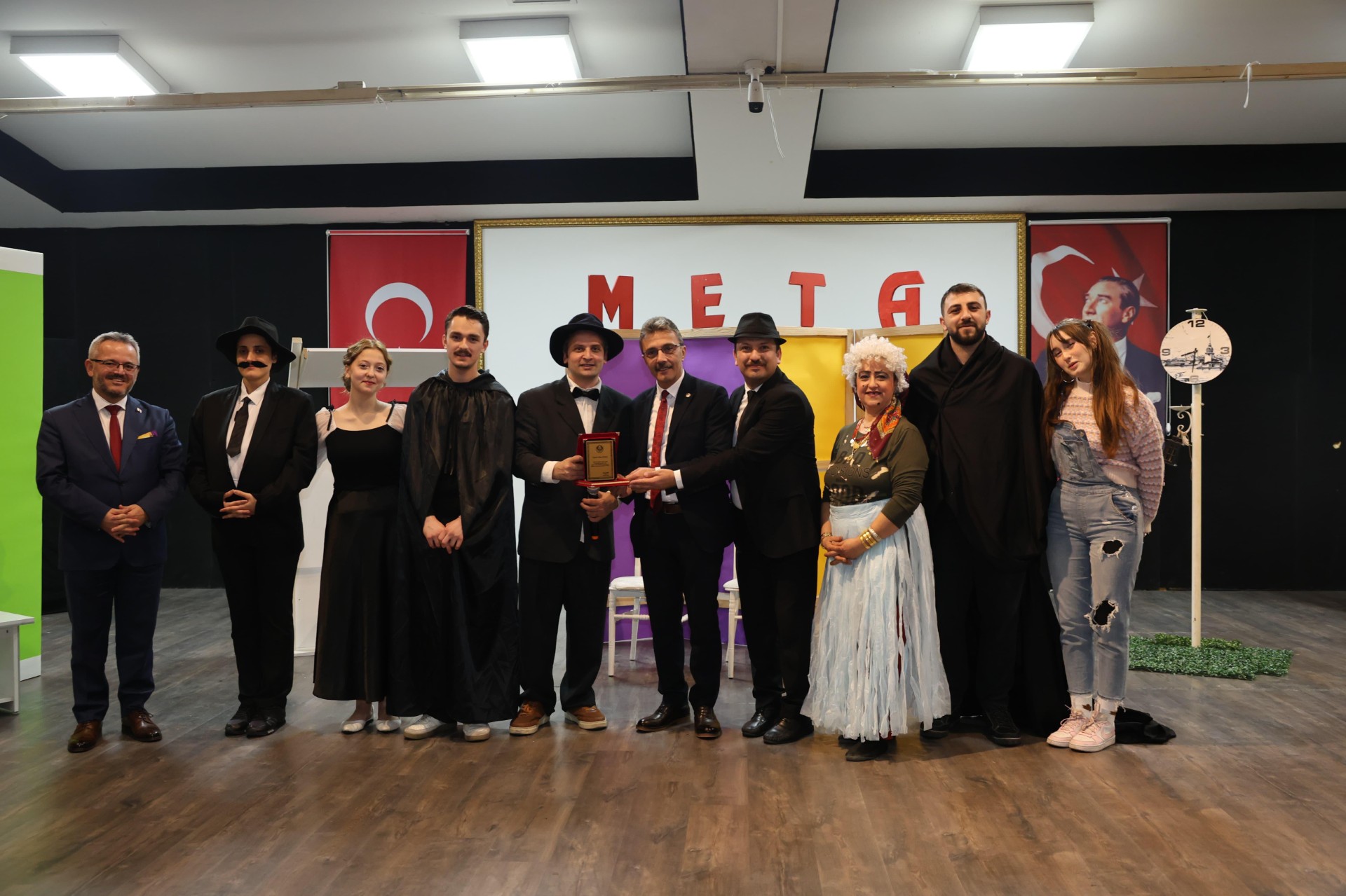 Thumbnail Foto (2)-7