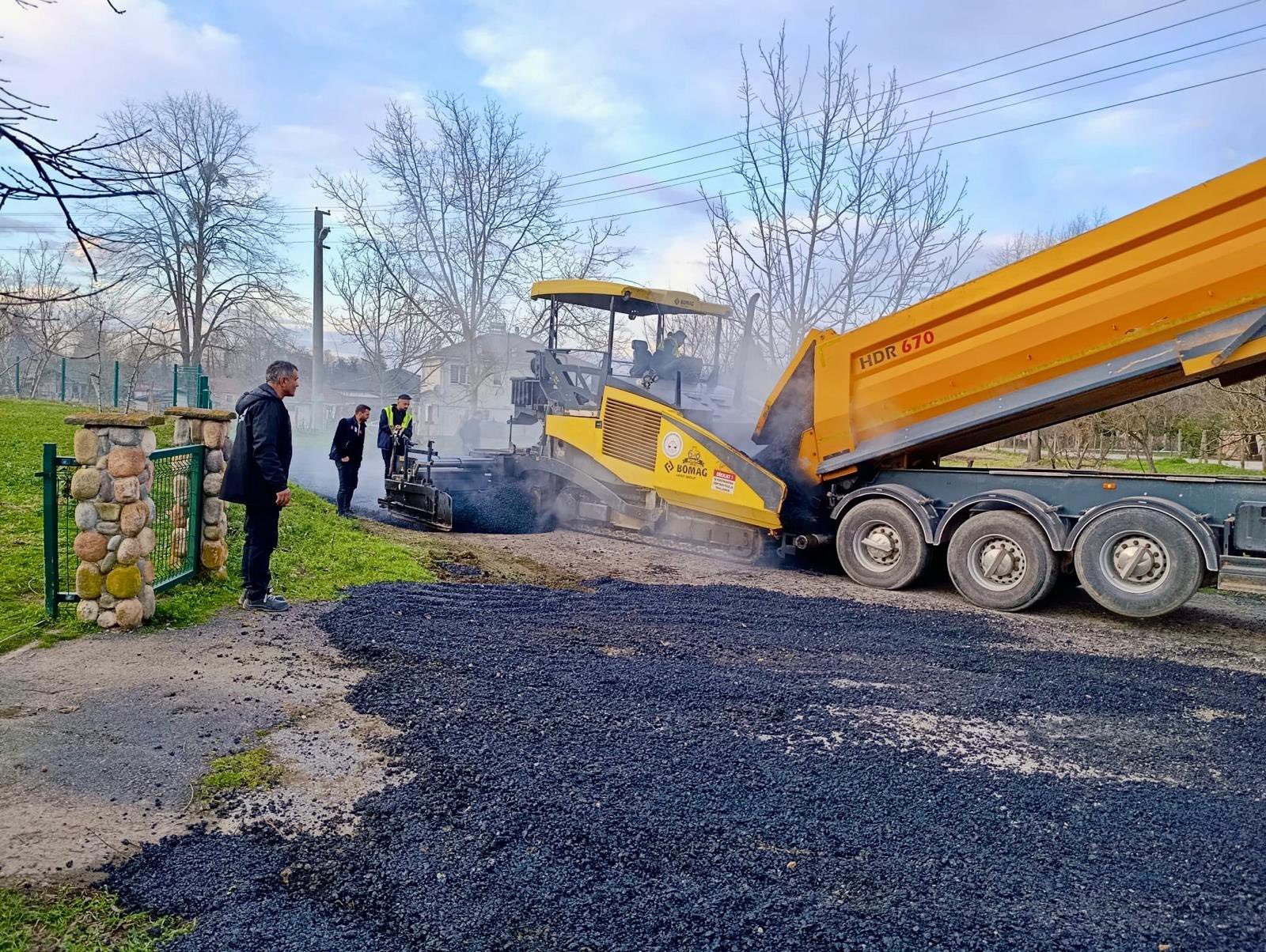 D86Ded51 F05F 4B93 Bfa2 5555A3C487C6