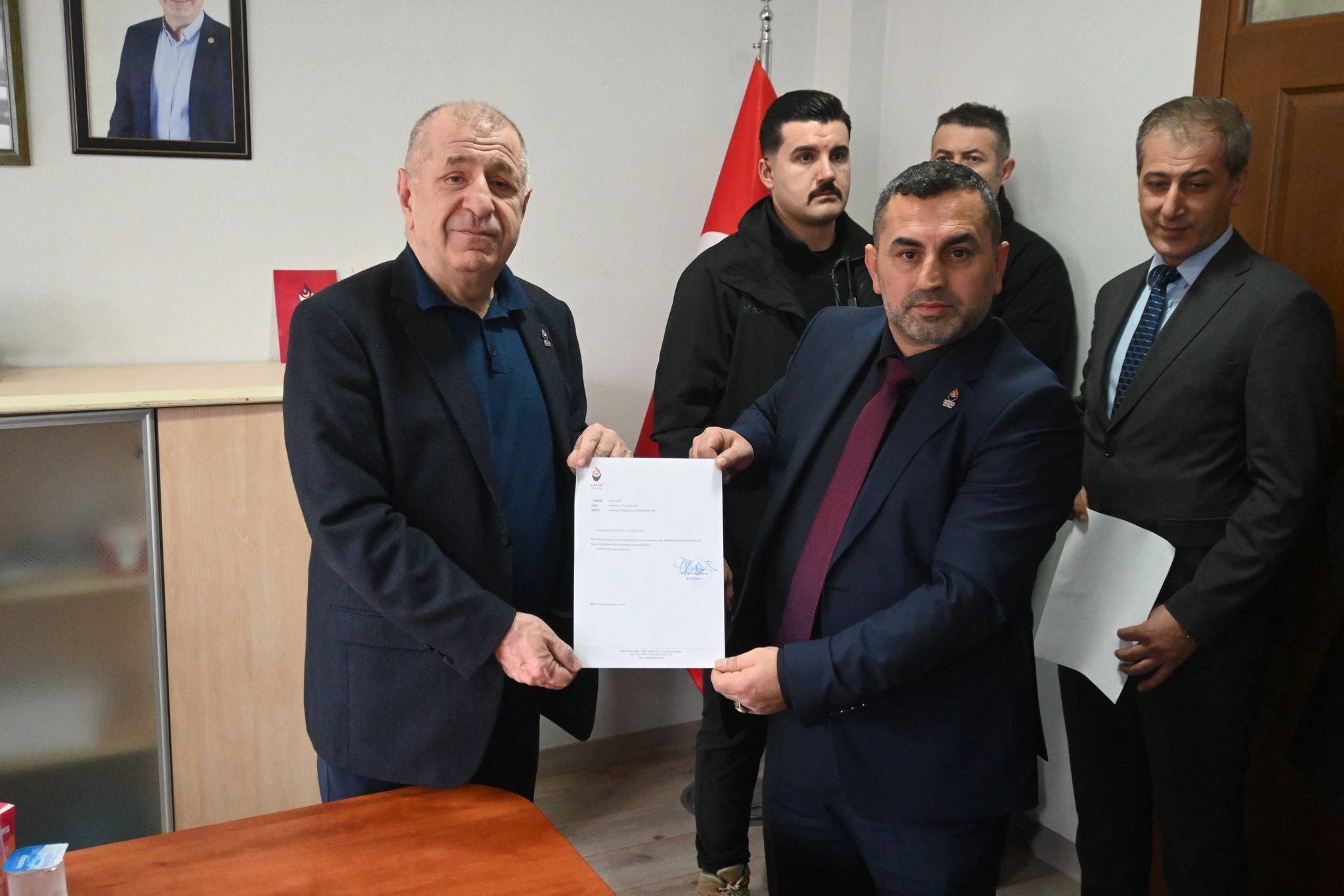 G B X P O H X Y A A Rmh9