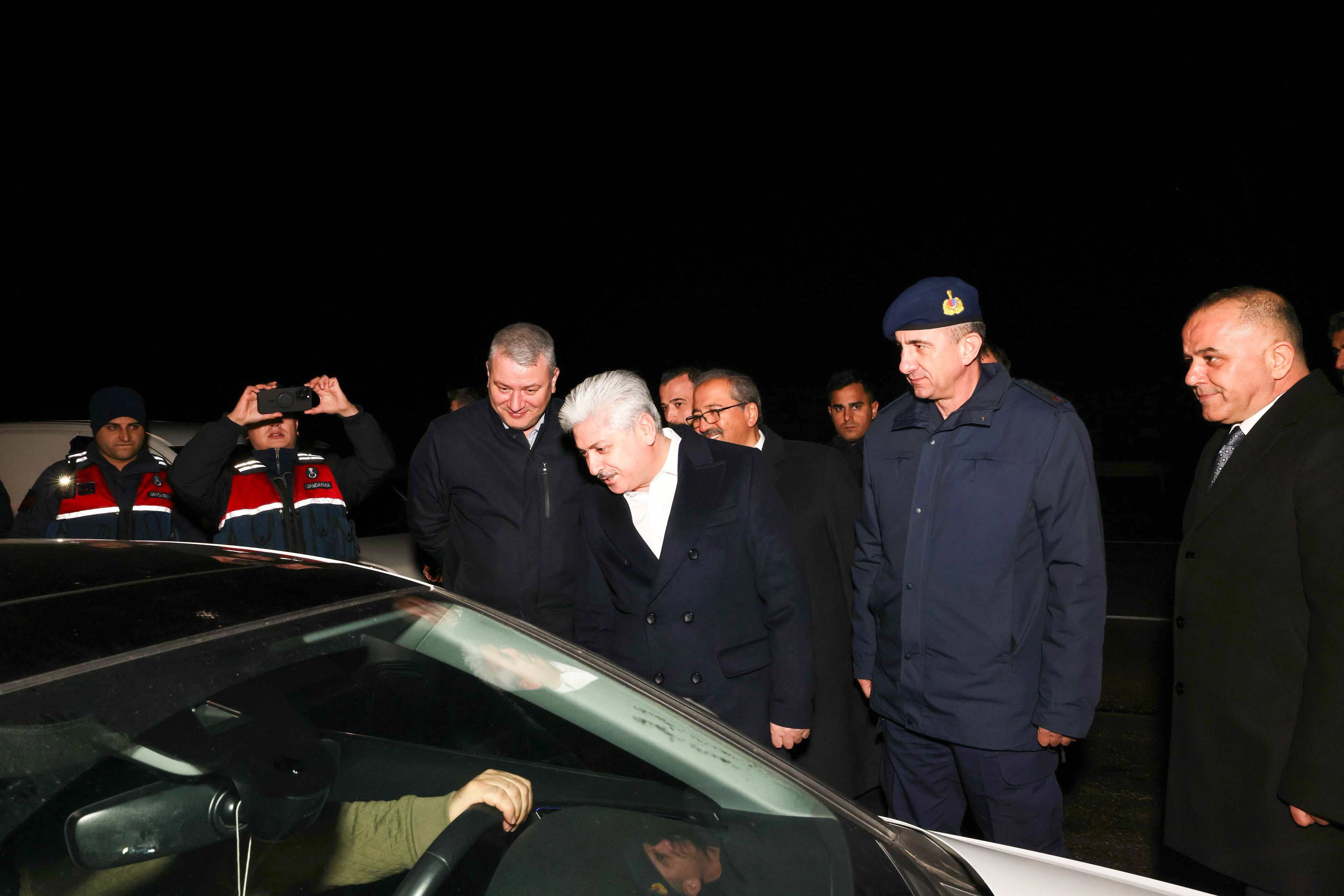 G9Hx Tn7 W I A E R6 I