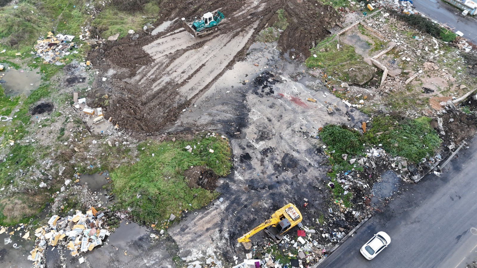 Thumbnail Erenler Beledi̇yesi̇ Ağiz Ve Di̇ş Sağliği Hastanesi̇ İçi̇n Alanda Çalişmalara Başladi (1)