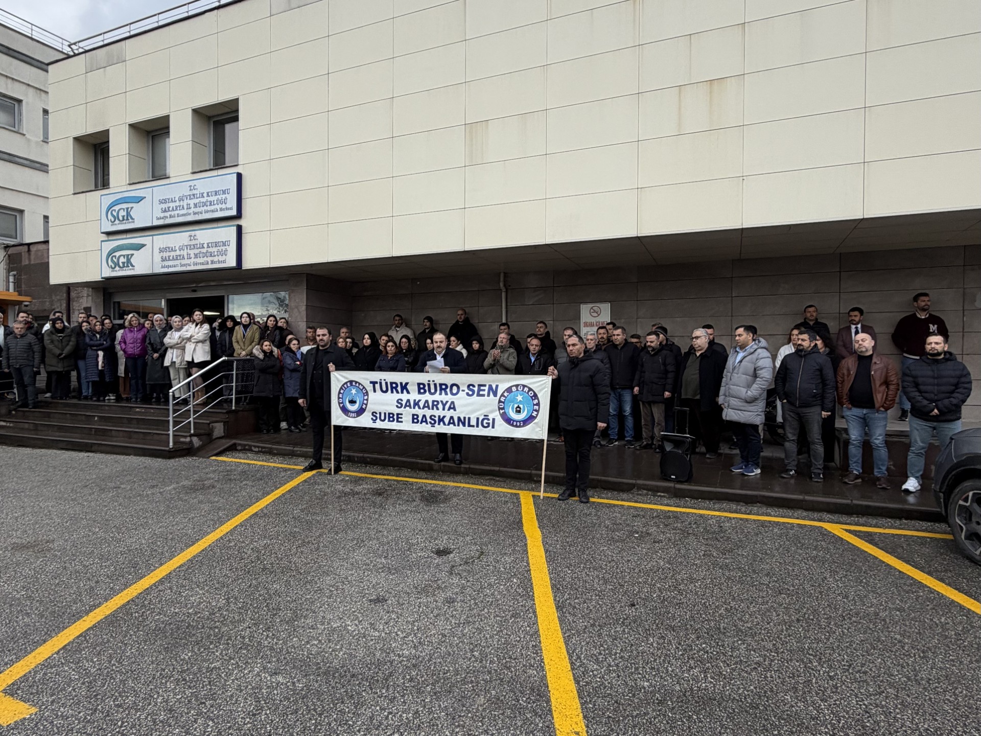 Thumbnail I M G 2100