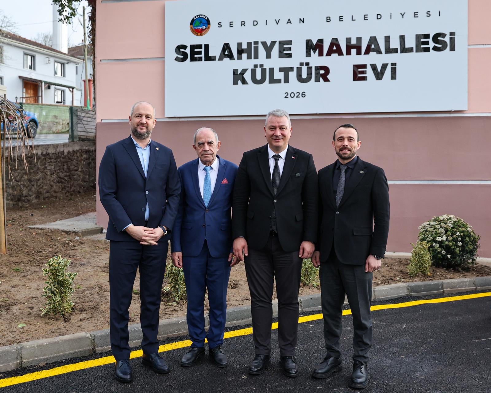 35Eee166 4Ec7 4425 82E6 A3Fdb79E139C