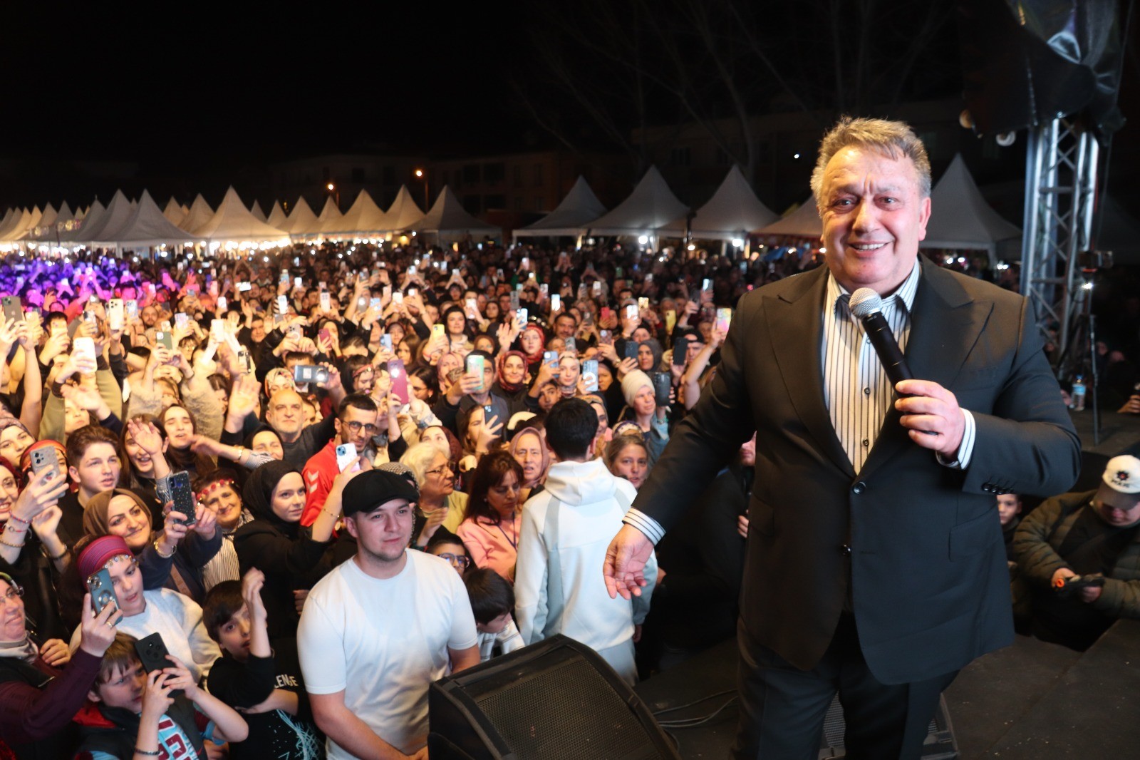 631047A8 A5C6 42Ca B986 2Ed47F04F7D6