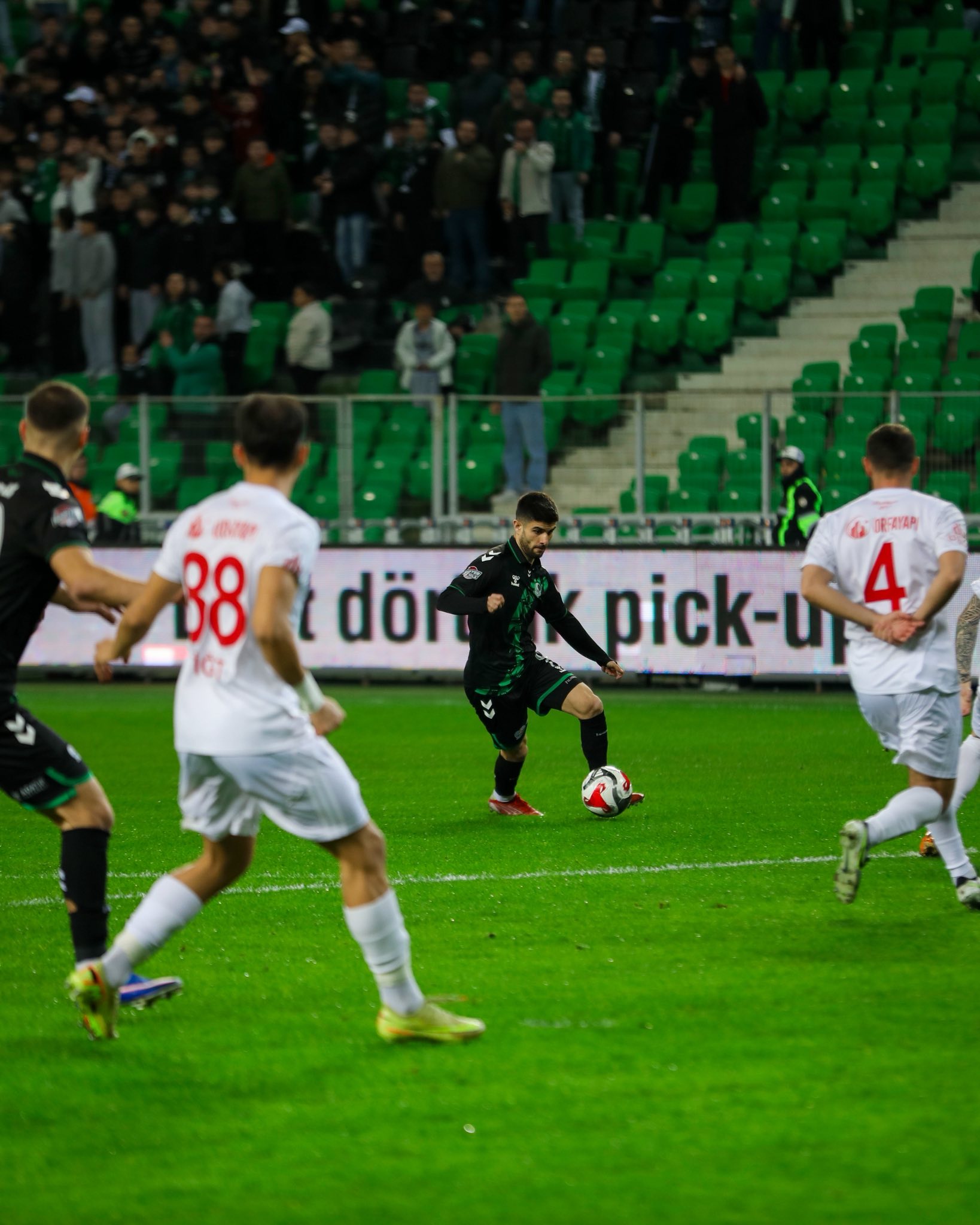 635668488 1319752776848794 6165809993960492901 N