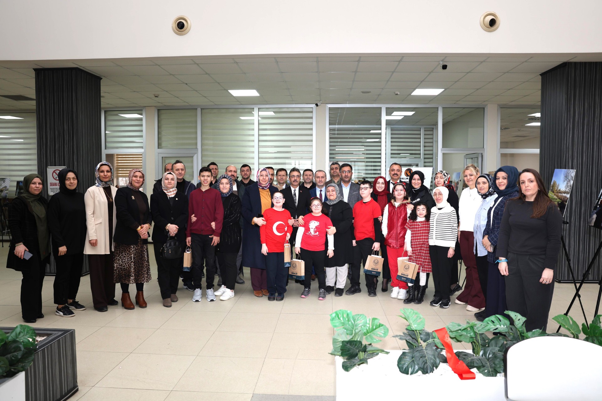 7F75C2Ca 0706 4B75 A4A5 712441Ad8960