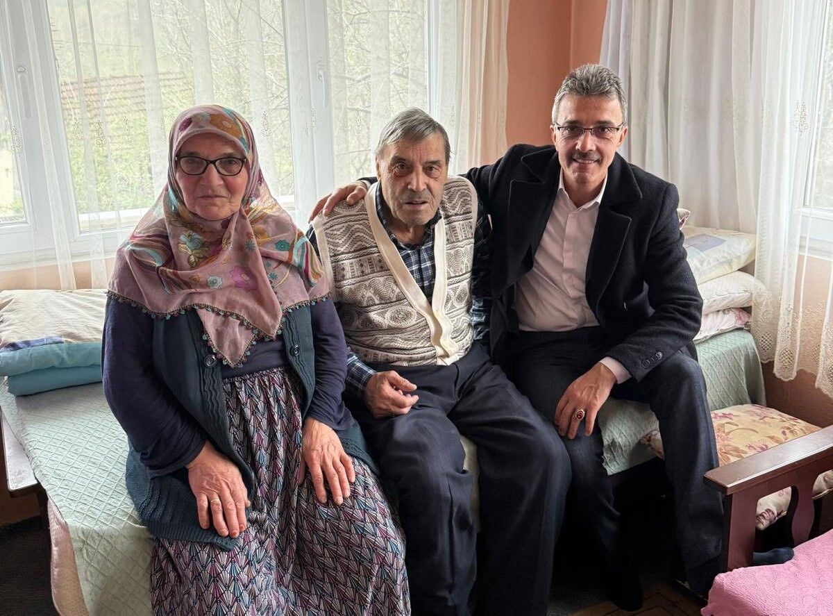 980953C4 0Ddf 433C 9303 A5Ec1A8B3B60