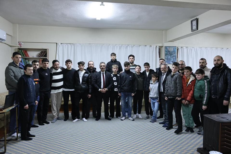 98B50344 0772 4023 B2D1 6Cd6B51A695F