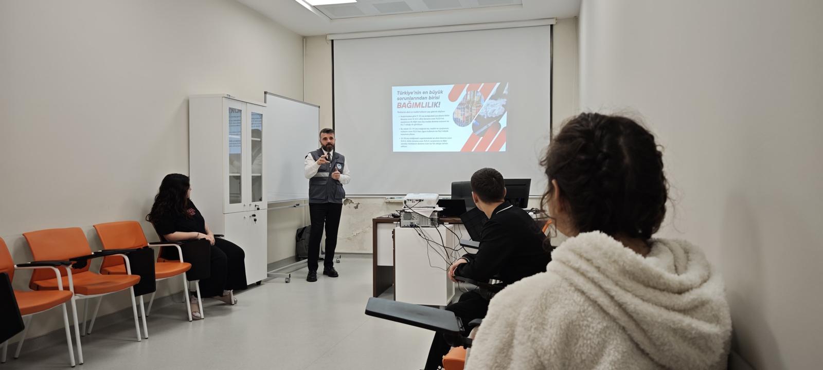 A79E61Cb Eca9 46C2 Bc48 221315E1F55A