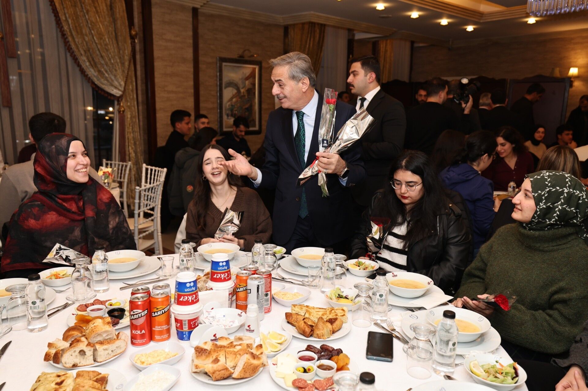 0Eb010Bb C566 4Da0 9Cda 1808521Bd5Db