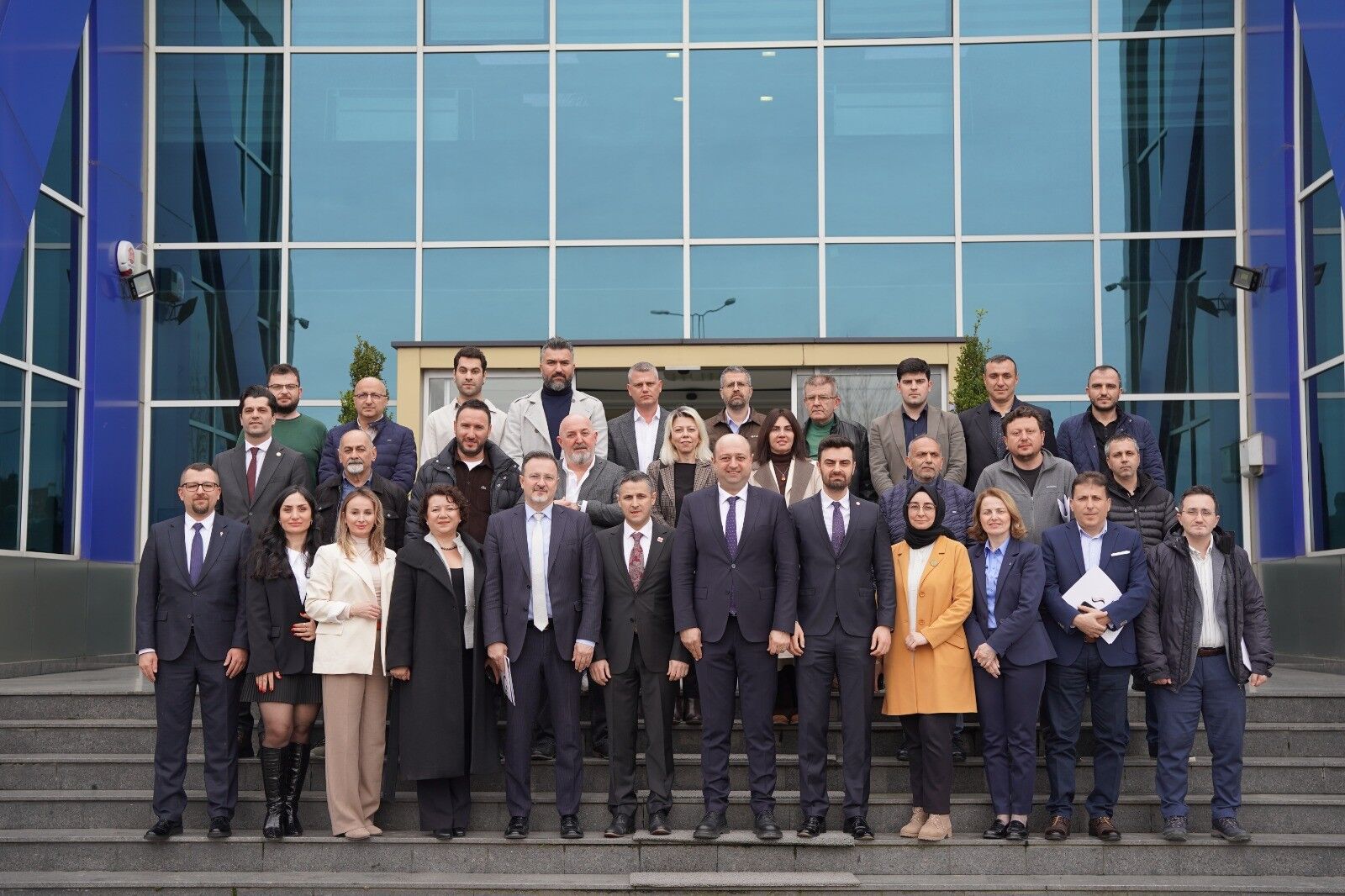 29520468 6B46 4138 8735 65151E075535