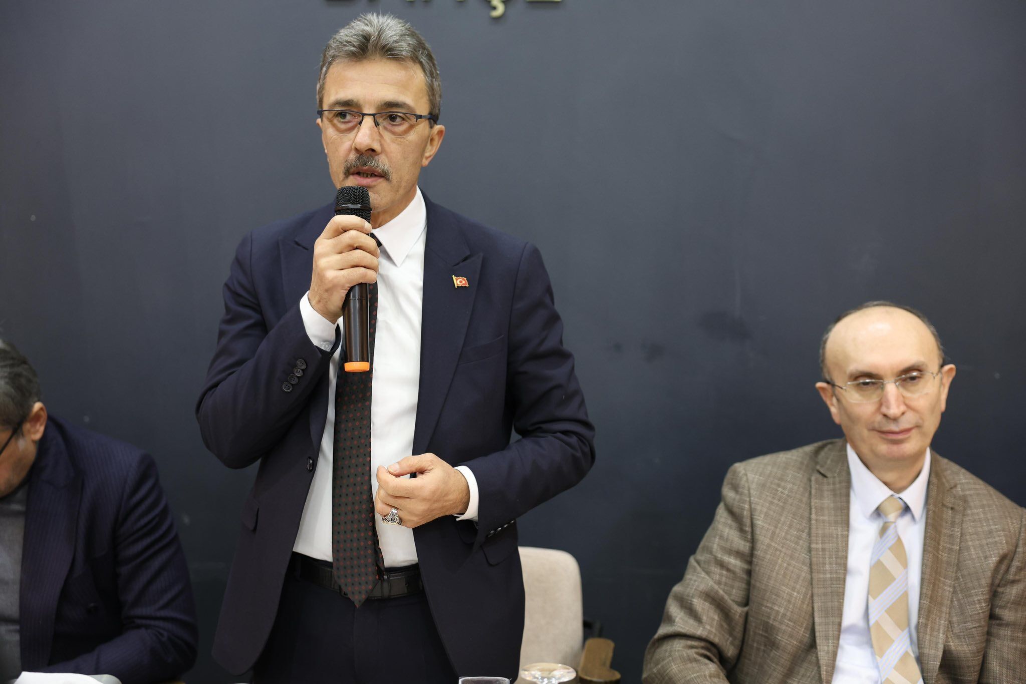 3272A143 274C 487D A142 1Dac8A87E06E