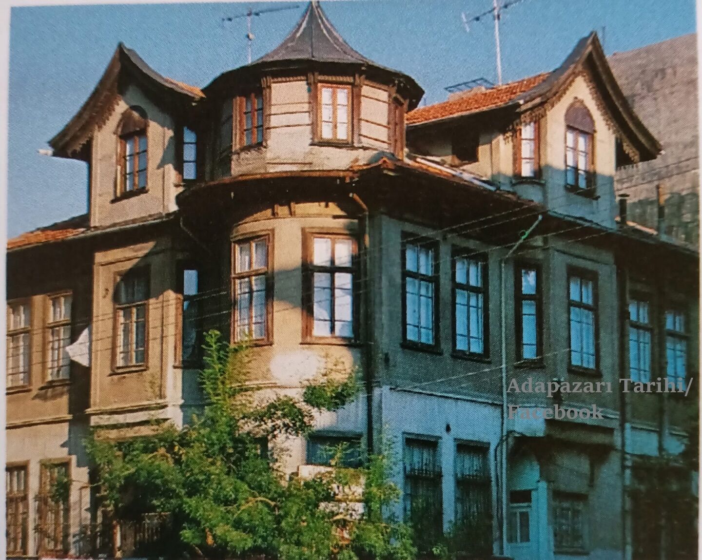 618542431 18305872420281183 2297560945235199042 N