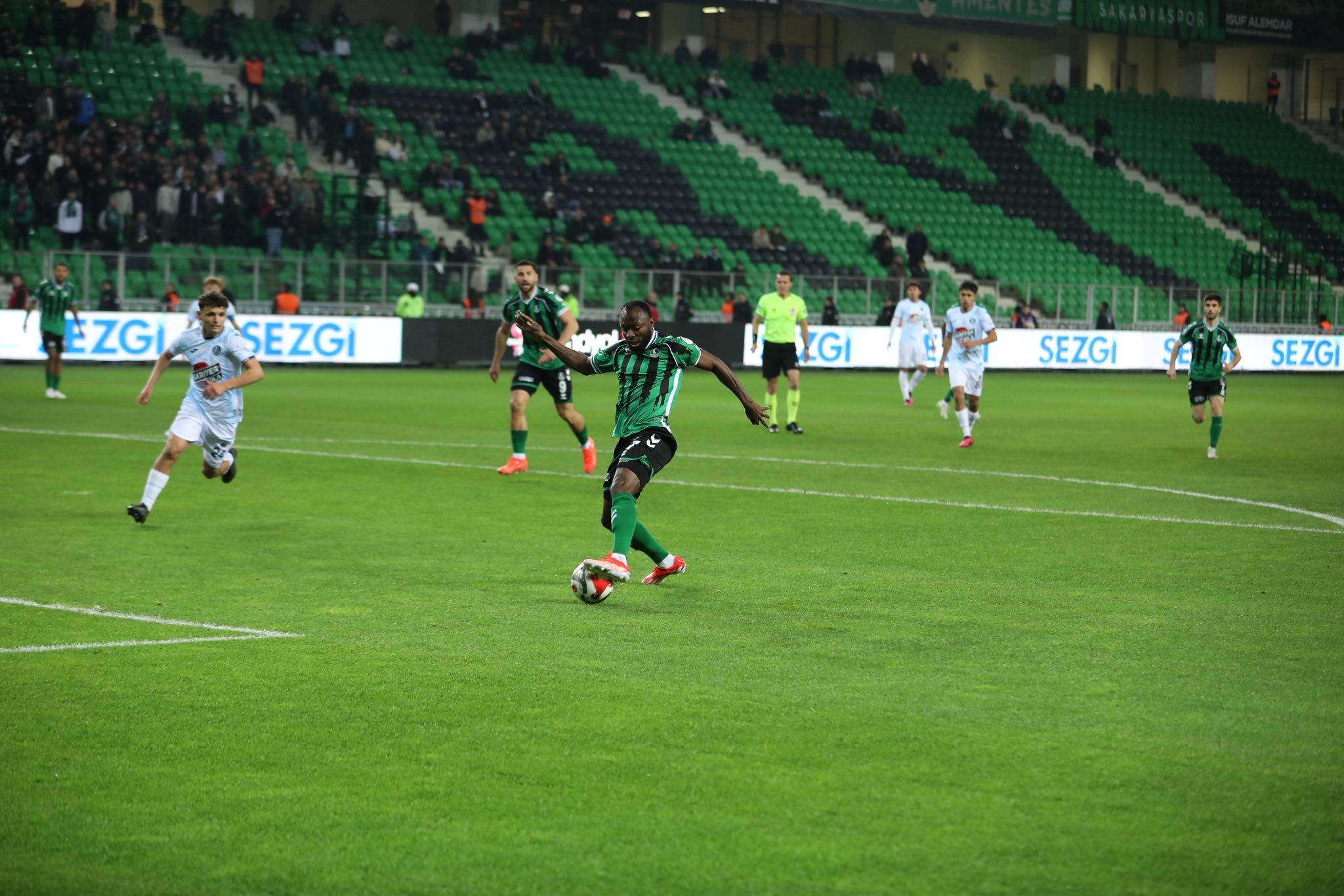 647651441 1332100135614058 3744595578356050814 N