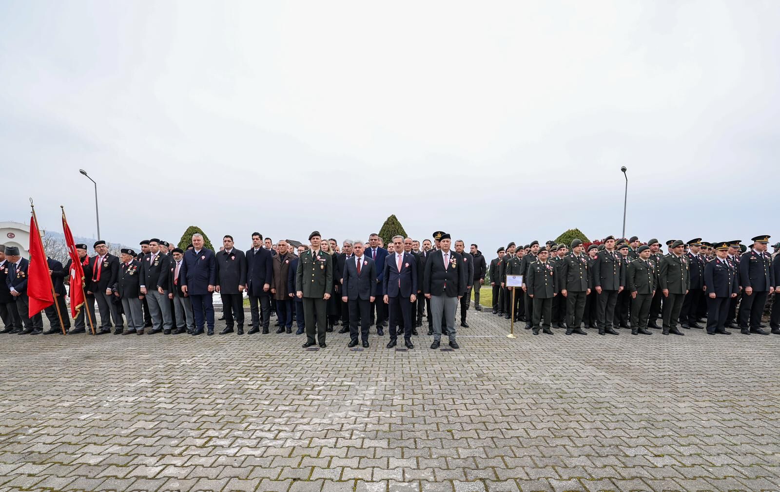 653678349 1582329639999864 1990839598123646140 N