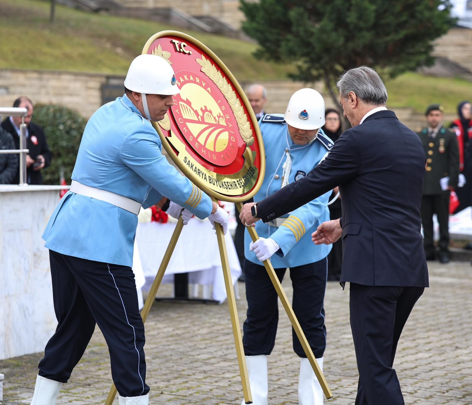 653702538 1582329649999863 7277326808211974431 N