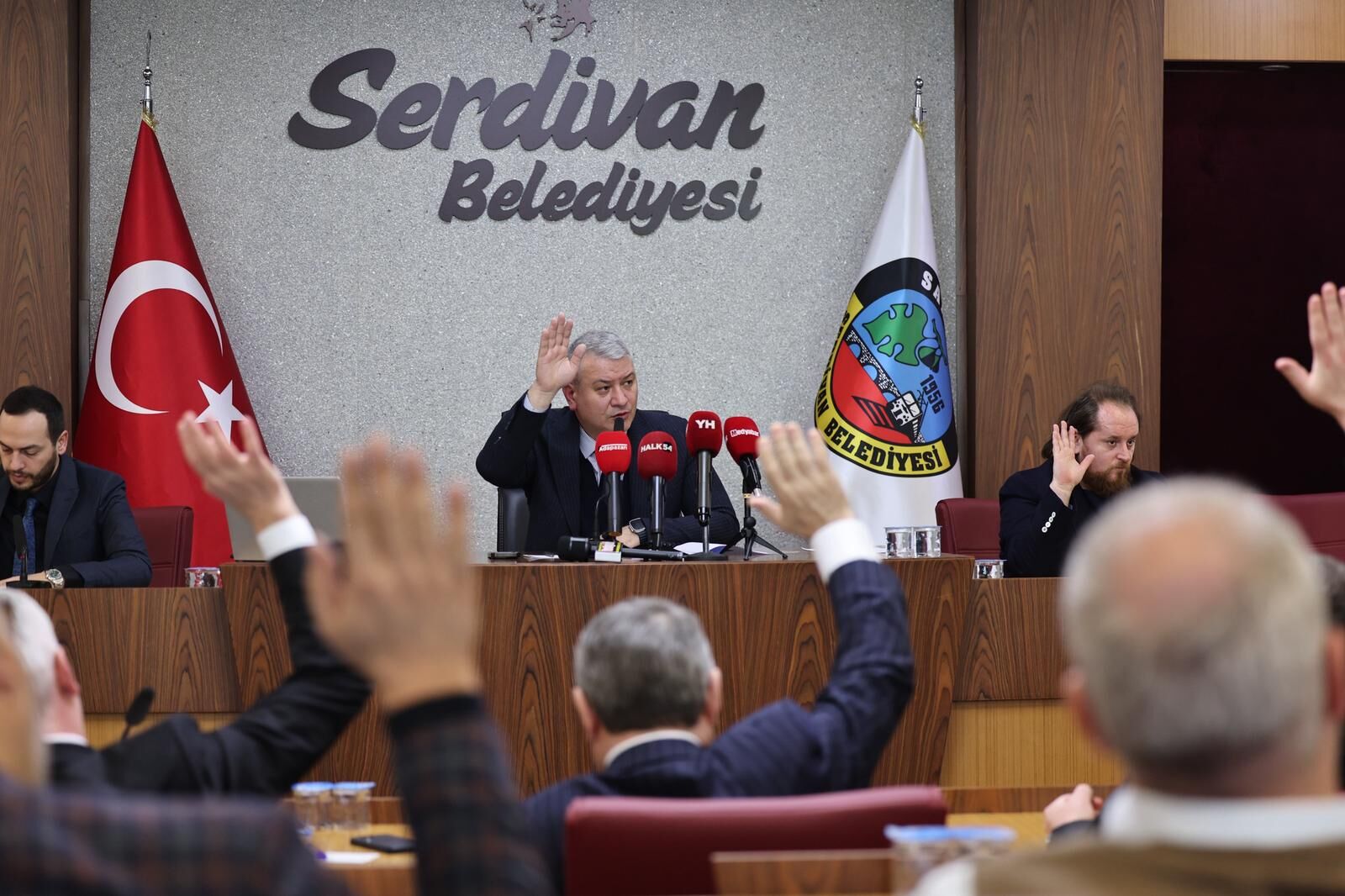 8F6Aadcb 17Ae 4A19 Ac36 C3Fc67C2De99