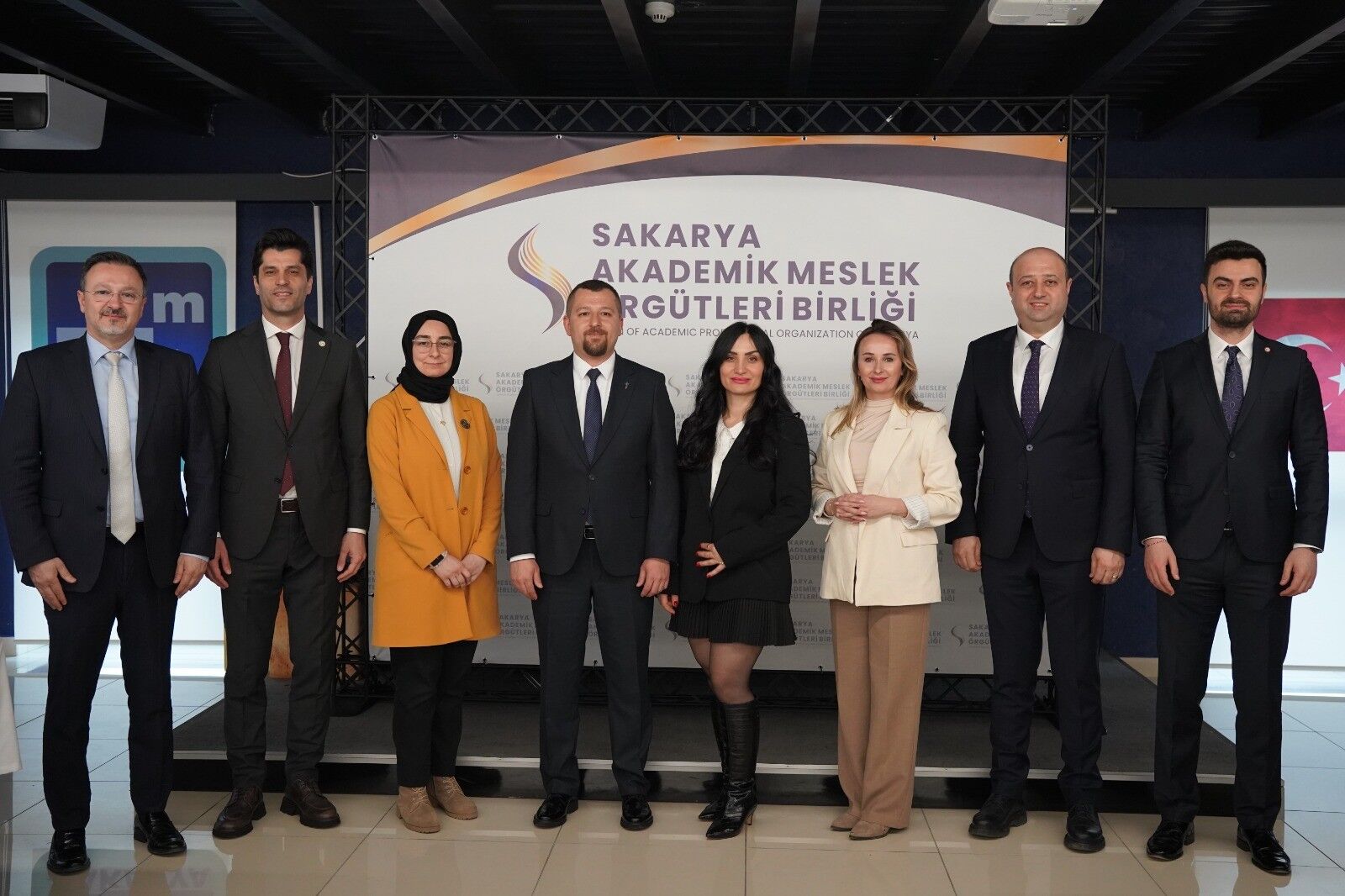 9E5Fffde 6851 44F2 9905 09C1Eef73Fc7