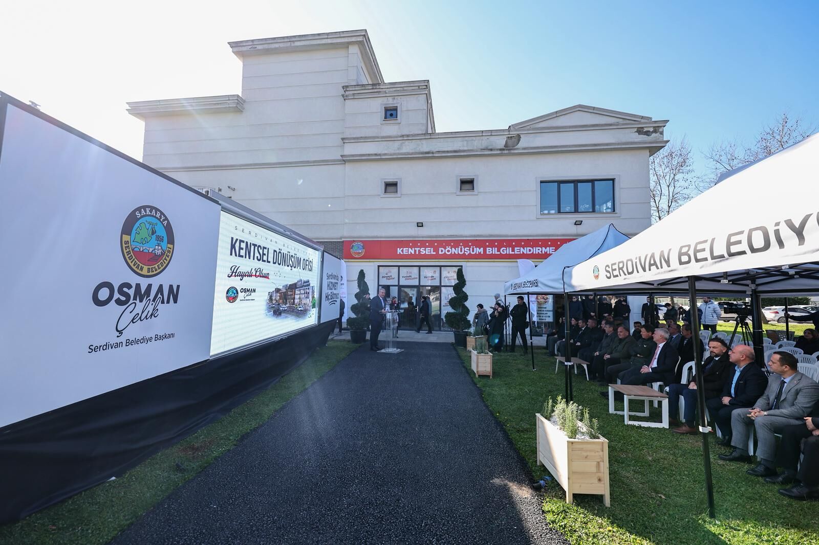 B041429A 0F36 4613 Ba26 Bda3Ad5372A1