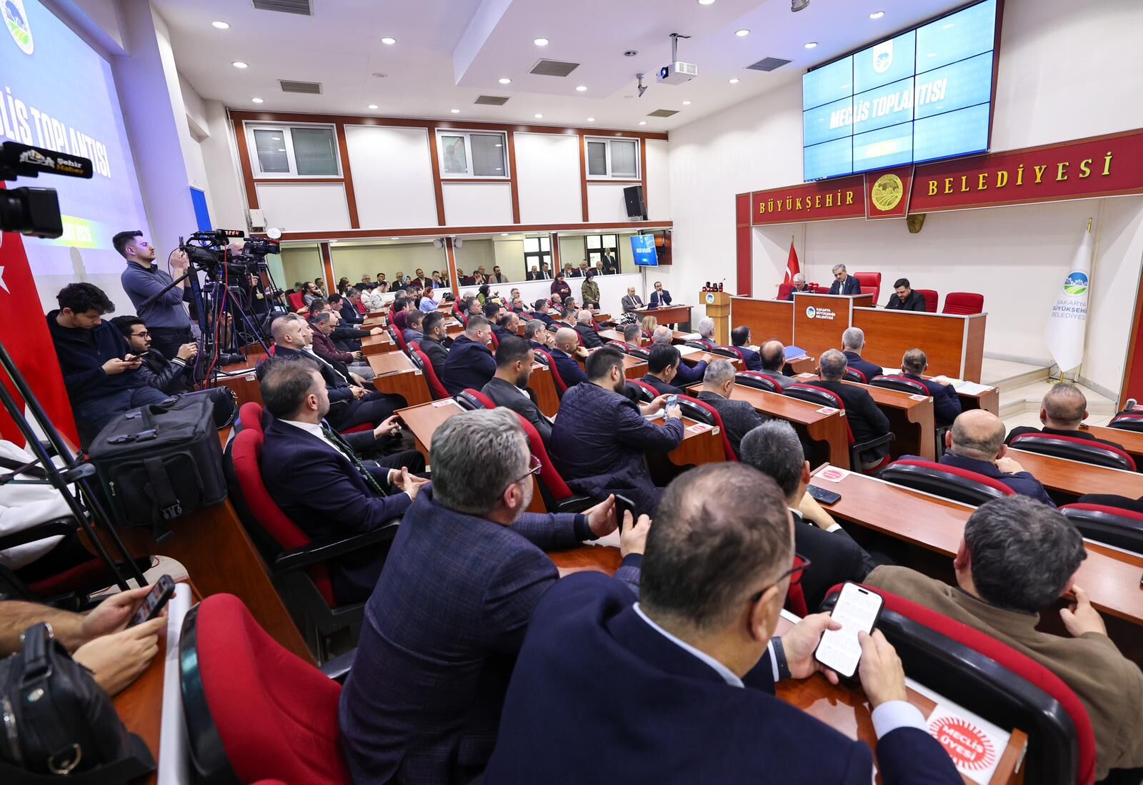 Defbcfce 2Ef8 4F51 8286 F1794277Ae53